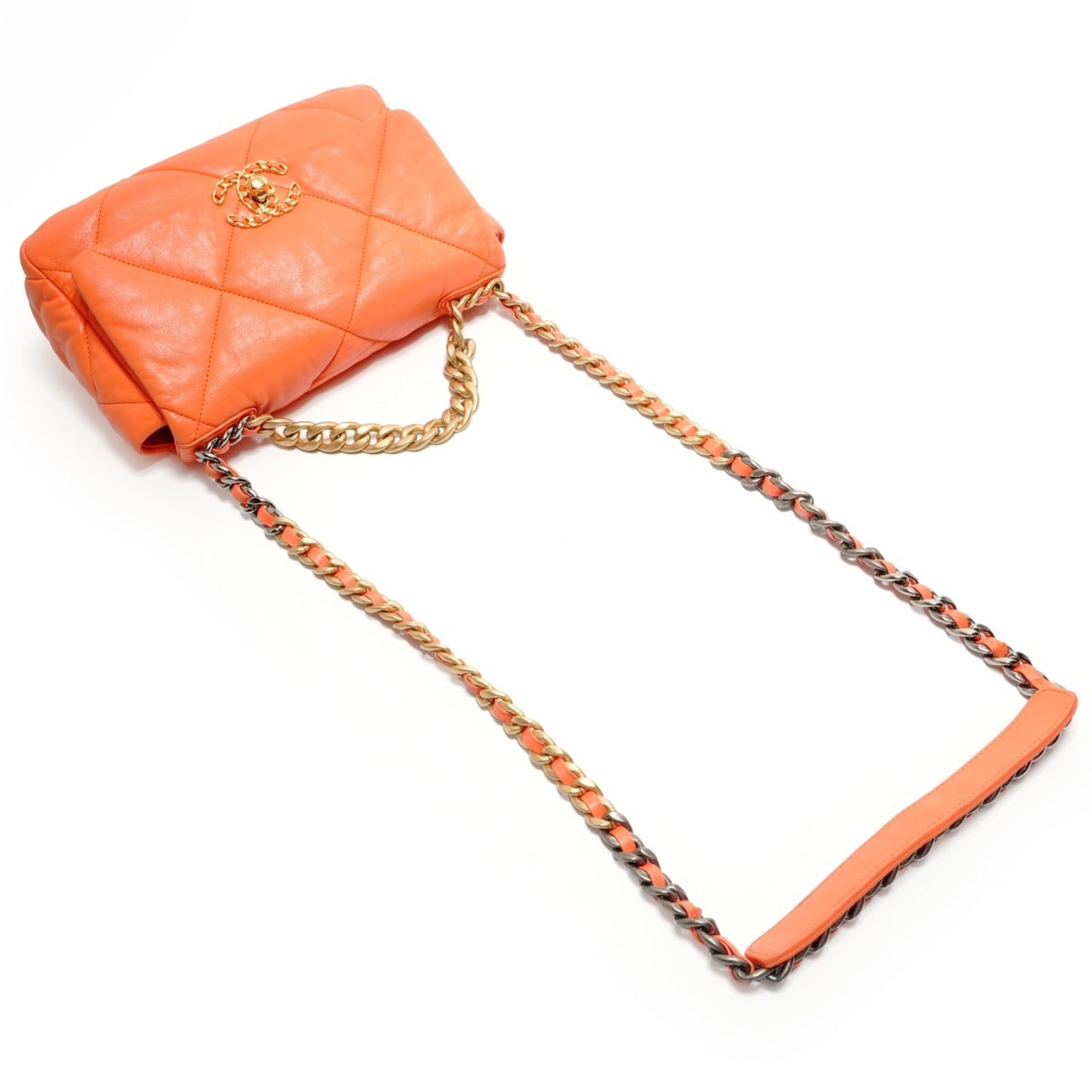 Chanel Matelasse Orange Shoulder Bag (Pre-Owned)