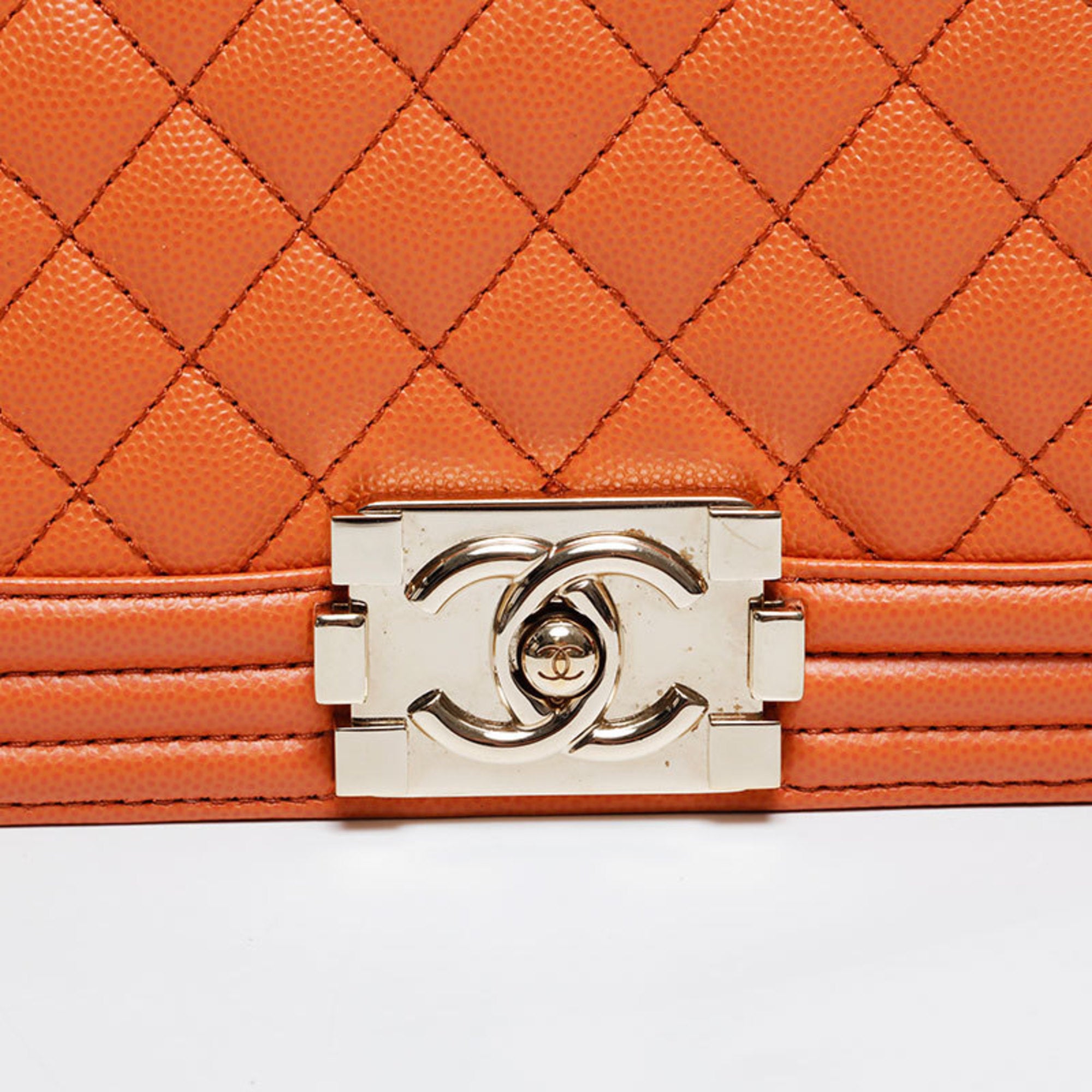 Chanel Orange Shoulder Bag (Pre-Owned)