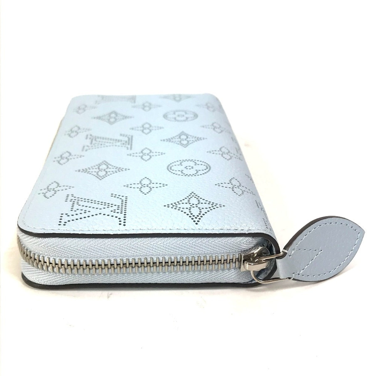 Louis Vuitton Mahina Blue Monogram Long Wallet (Bi-Fold) (Pre-Owned)