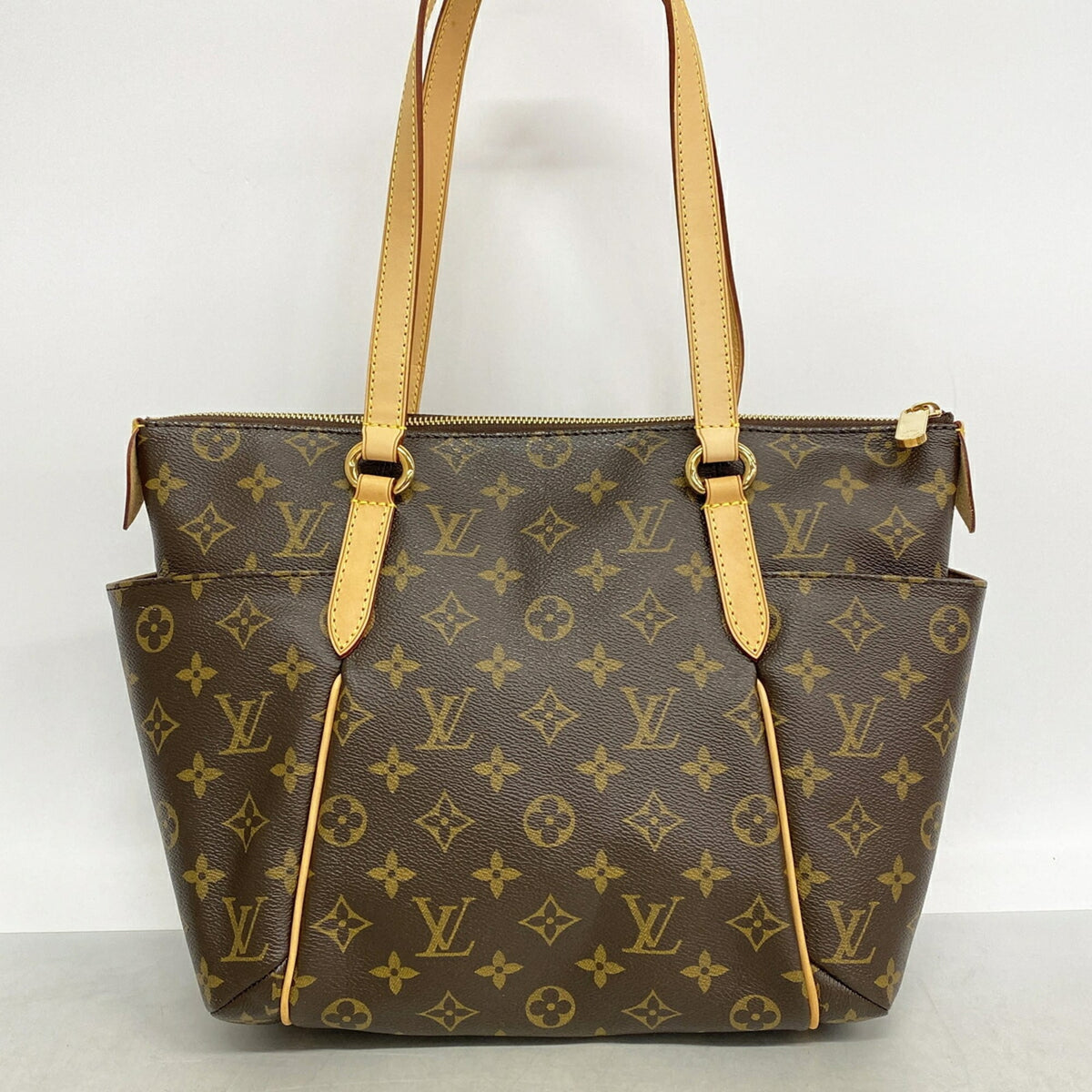Louis Vuitton Brown Tote Bag (Pre-Owned)