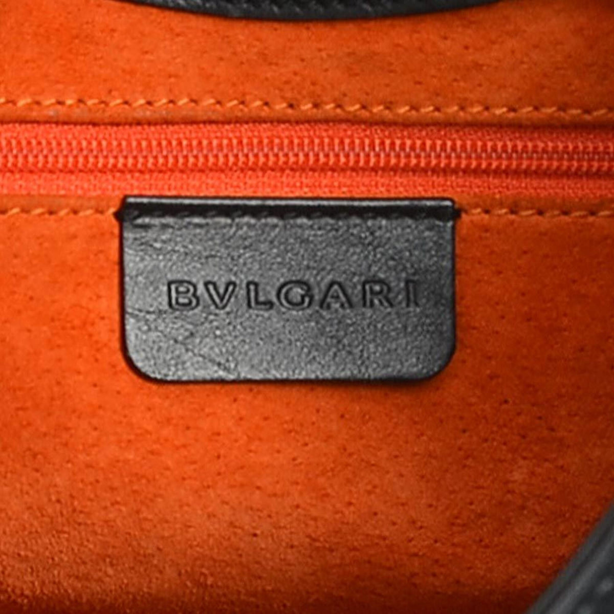 Bvlgari Black Leather Shoulder Bag (Pre-Owned)