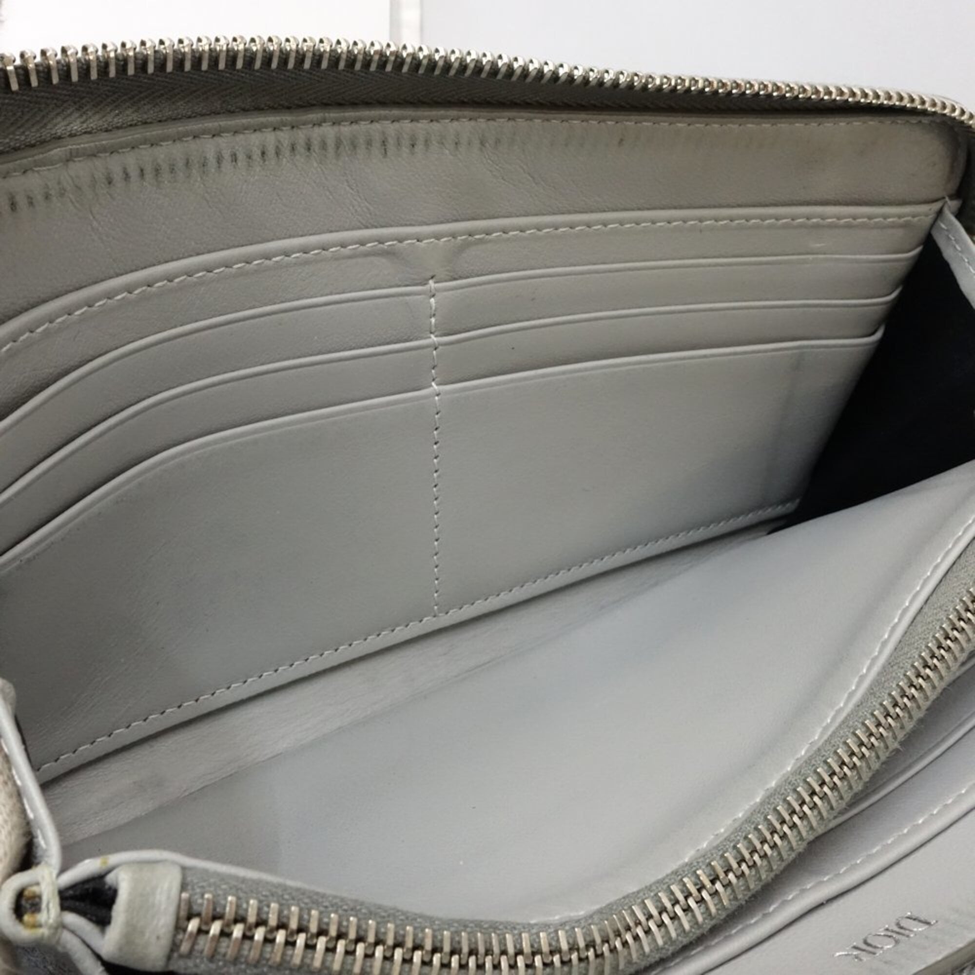 Christian Dior Gray Canvas Long Wallet (Bi-Fold) (Pre-Owned)