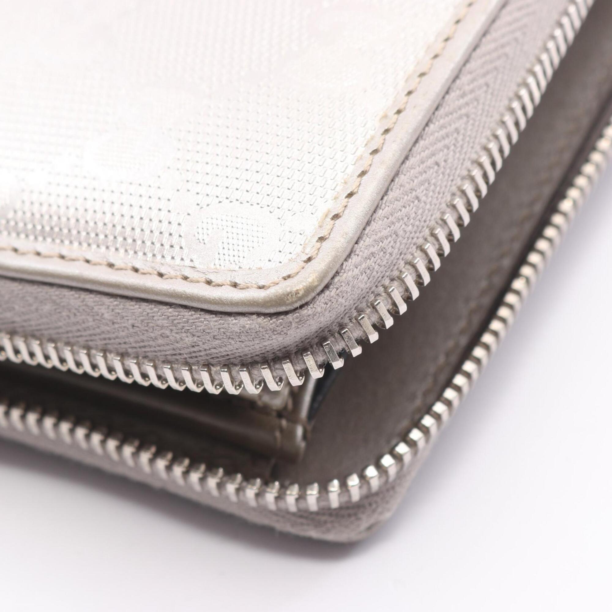 Gucci Silver Leather Long Wallet (Bi-Fold) (Pre-Owned)
