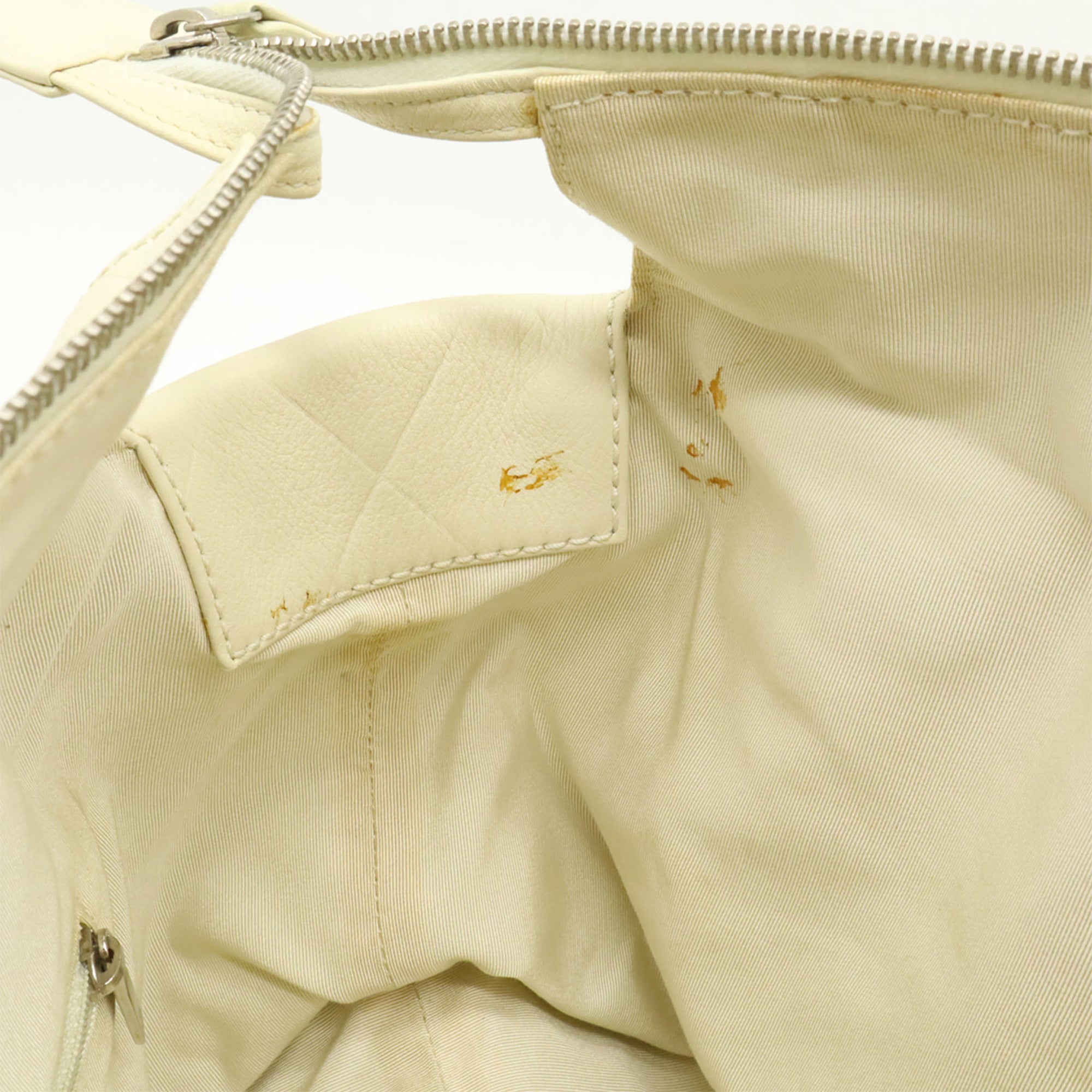 Chanel Ivory Leather Handbag Tote Bag (Pre-Owned)