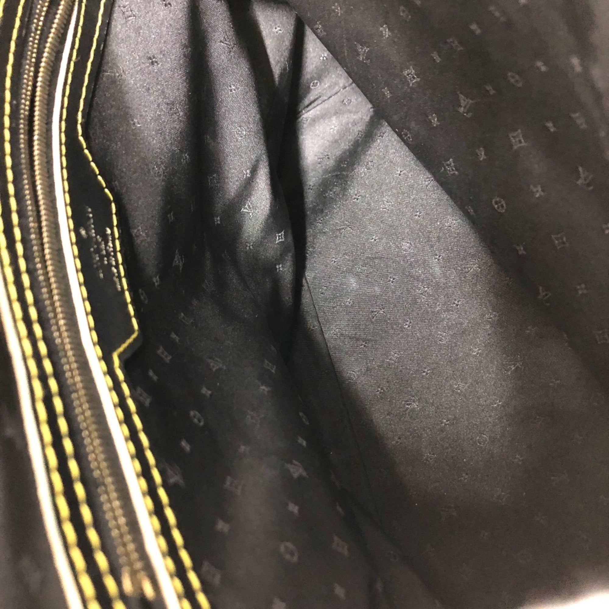 Louis Vuitton Black Suhali Leather Handbag Tote Bag (Pre-Owned)