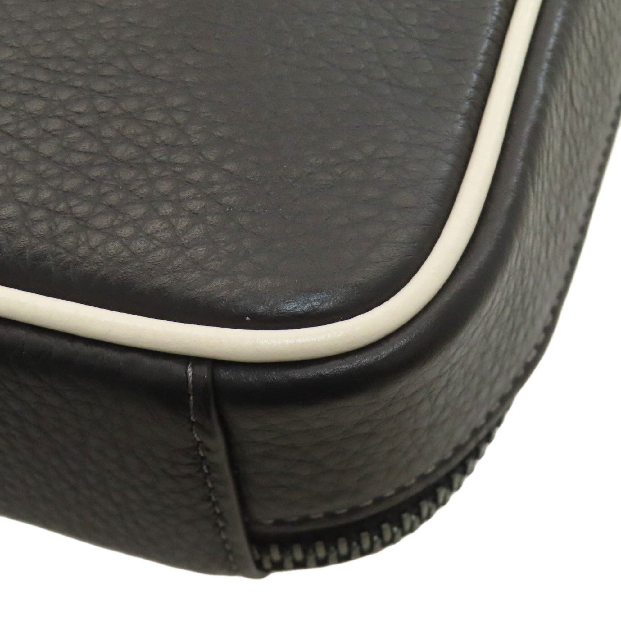 Coach Black Leather Shoulder Bag (Pre-Owned)