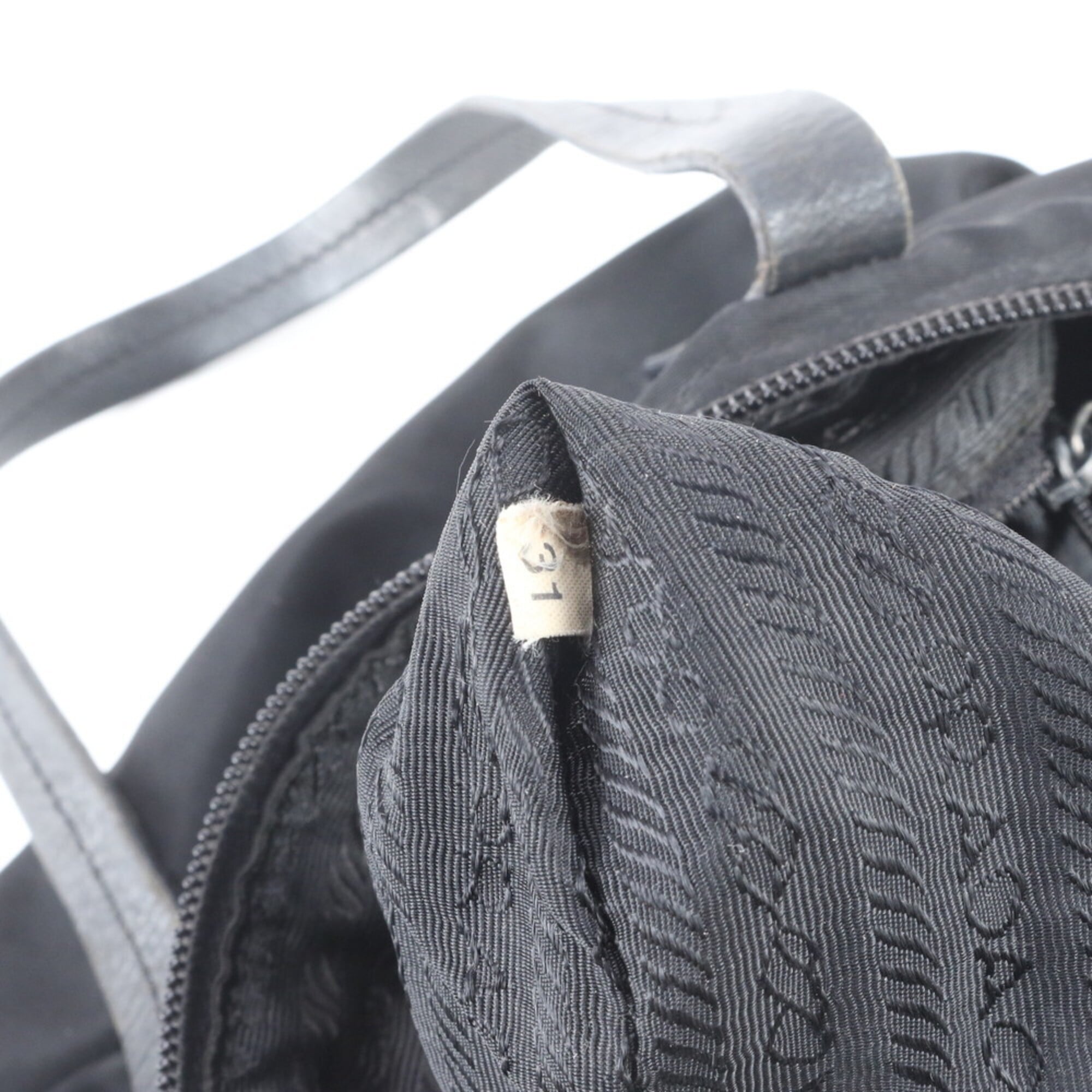 Prada Black Nylon Leather Shoulder Bag Tote Bag (Pre-Owned)