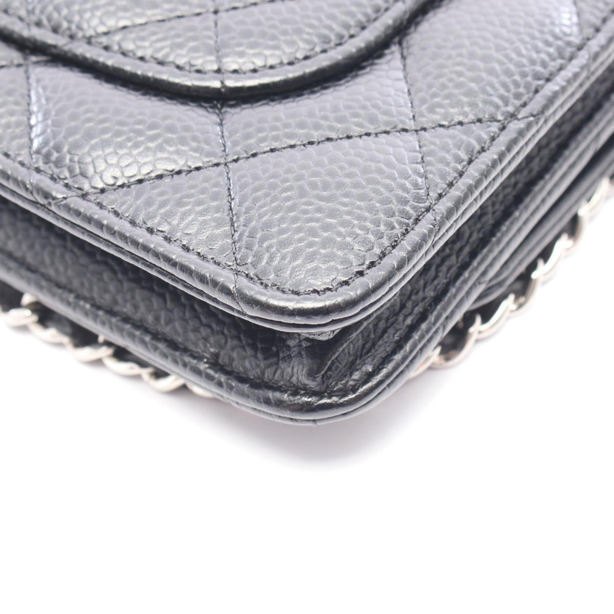 Chanel Black Grained Calfskin Handbag Shoulder Bag (Pre-Owned)