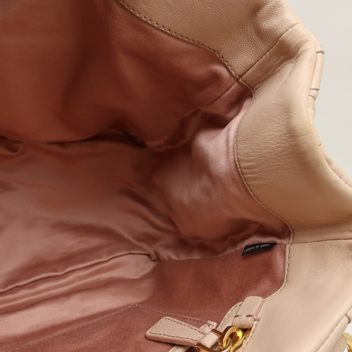 Miu Miu Leather Handbag (Pre-Owned)