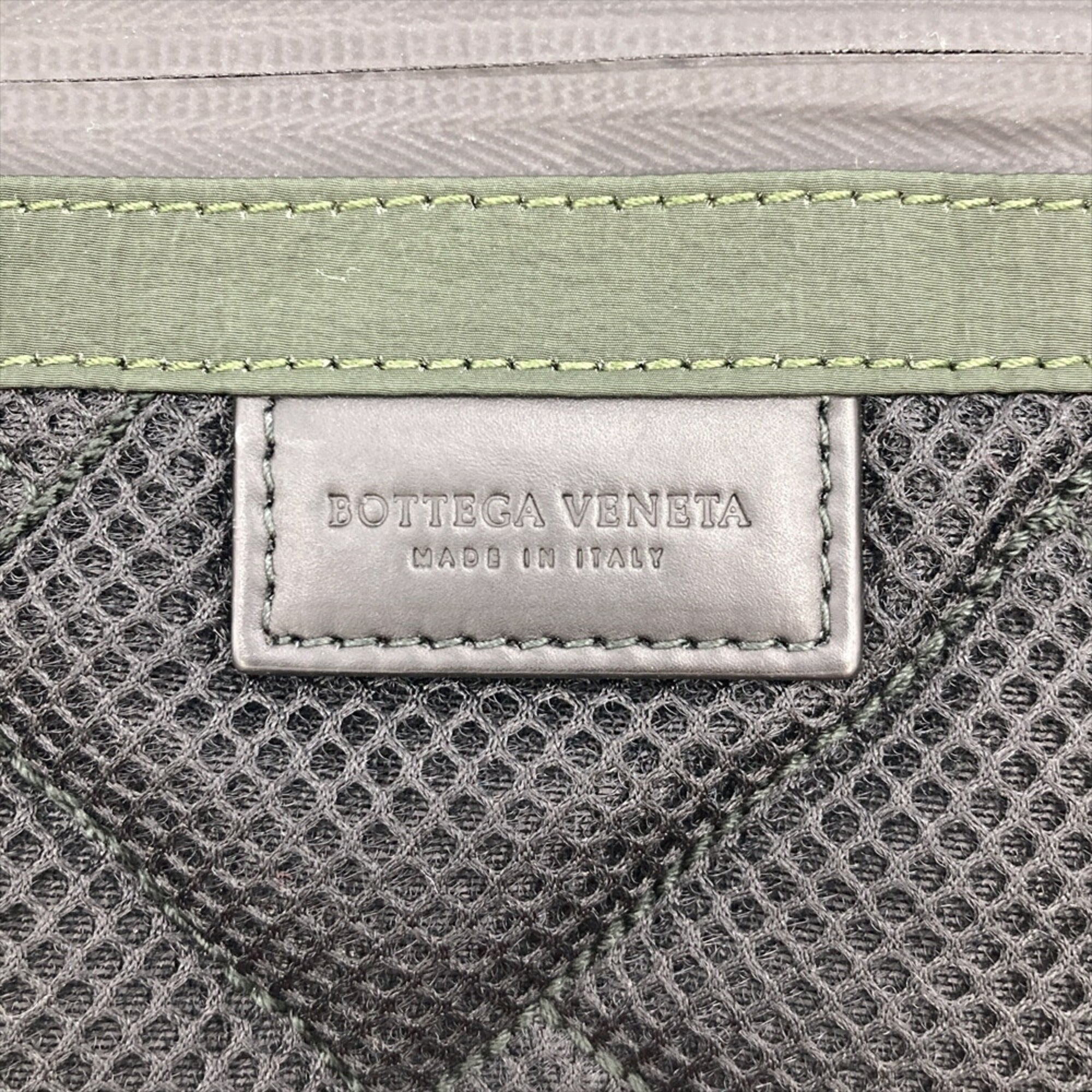 Bottega Veneta Green Nylon Fanny Pack Sling Bag (Pre-Owned)