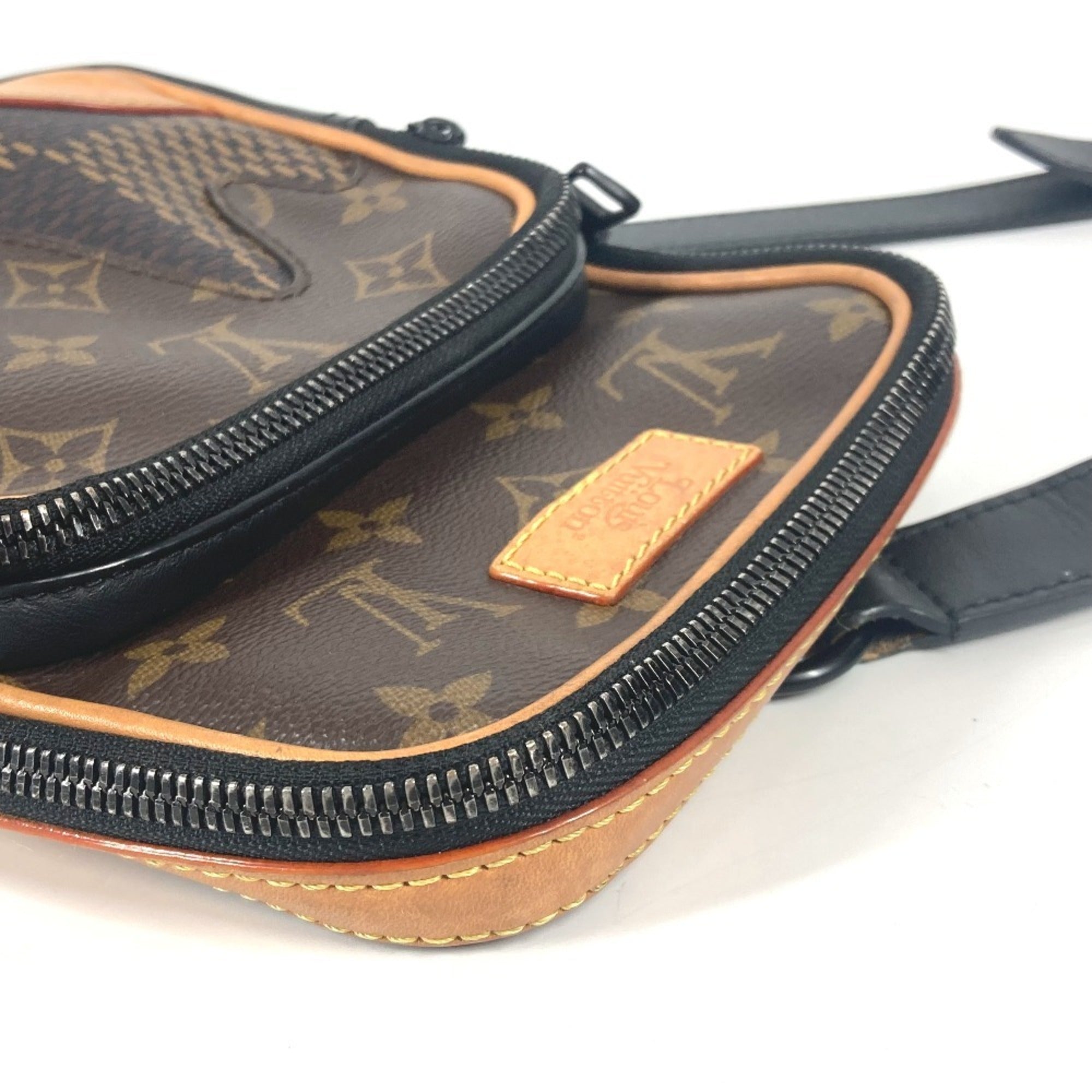 Louis Vuitton Brown Shoulder Bag Sling Bag (Pre-Owned)