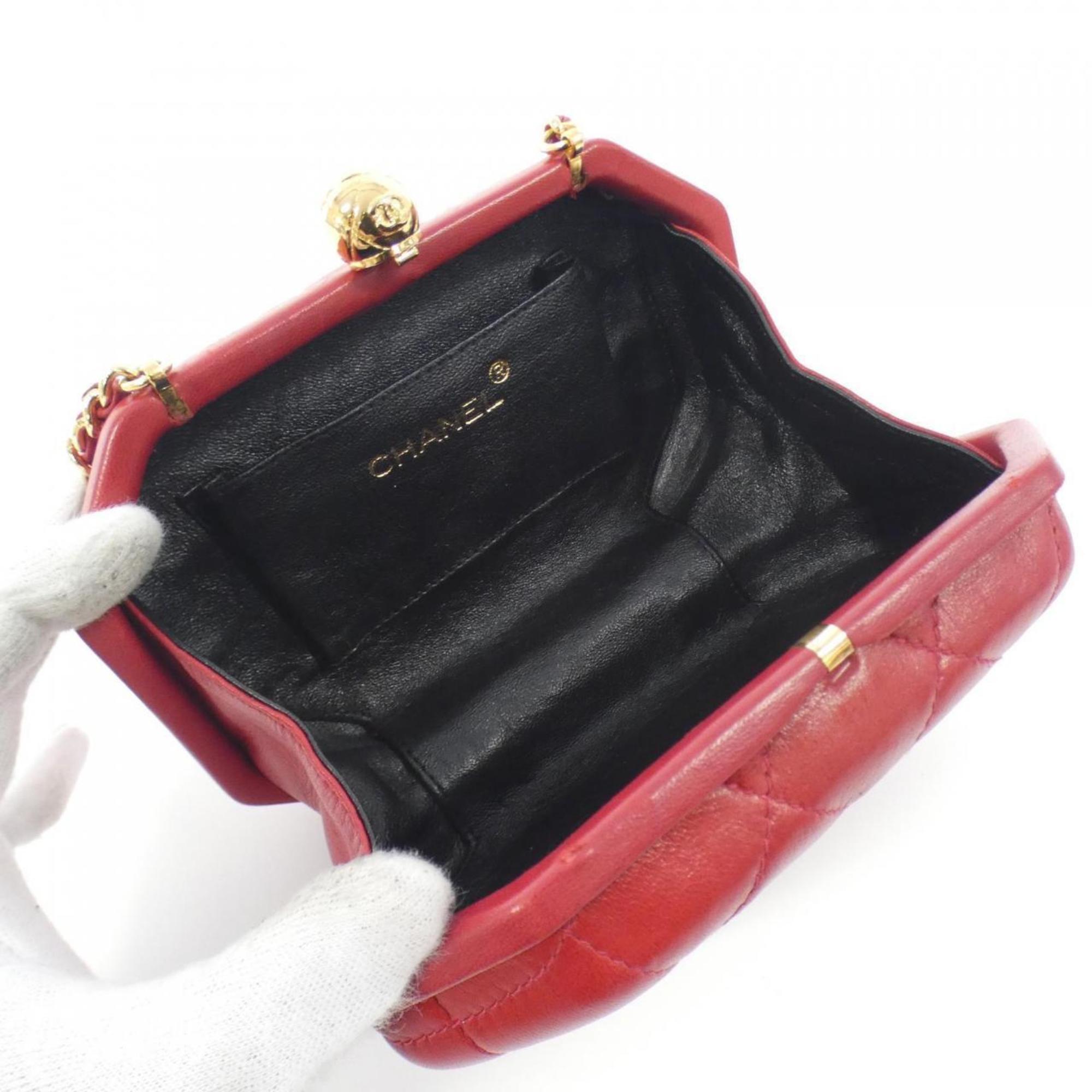 Chanel Red Color Leather Shoulder Bag (Pre-Owned)