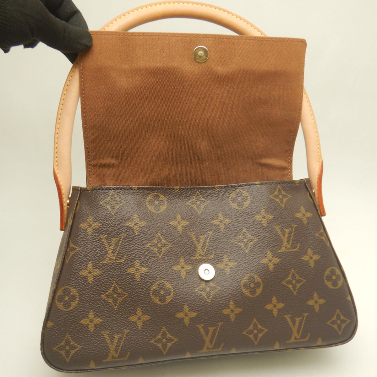 Louis Vuitton Brown Monogram Canvas Shoulder Bag (Pre-Owned)