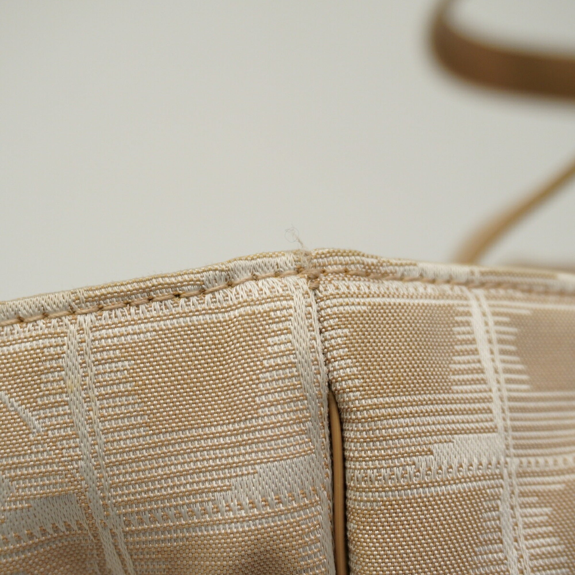 Chanel Beige Nylon Tote Bag (Pre-Owned)