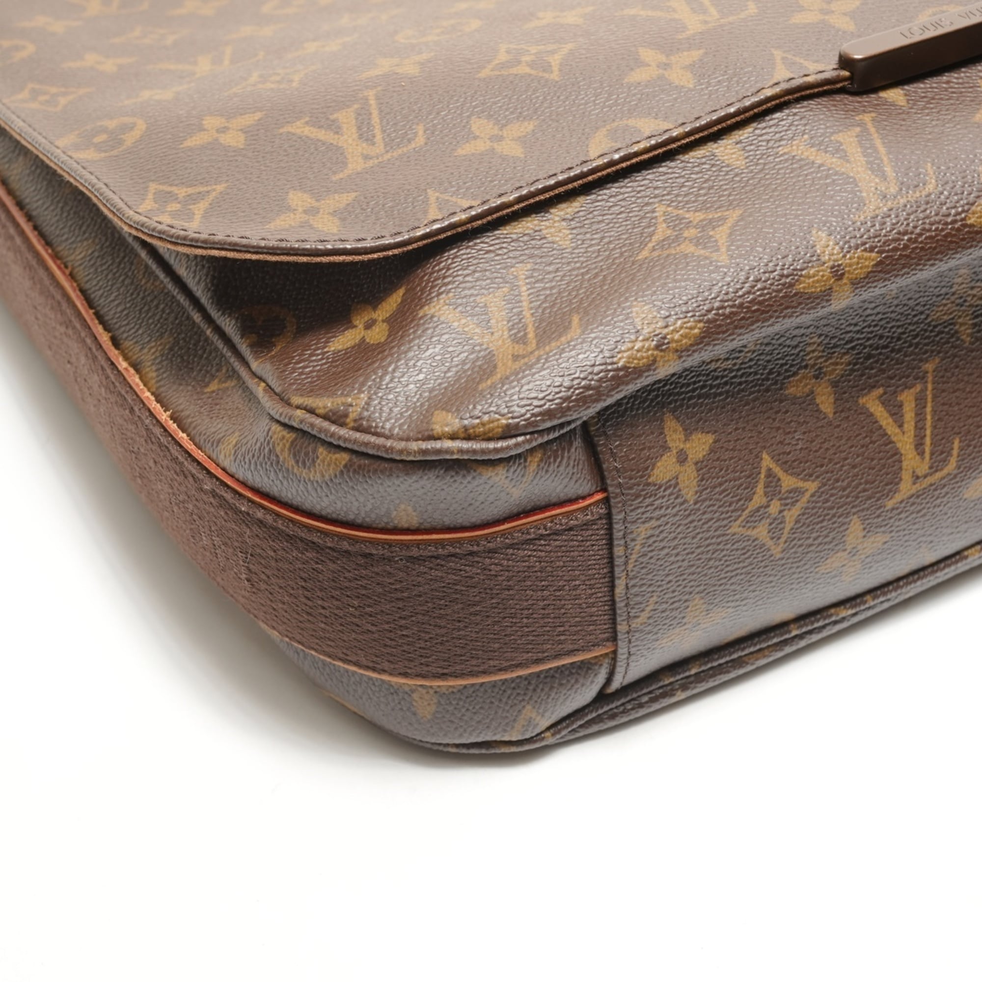 Louis Vuitton Monogram Brown Monogram Shoulder Bag (Pre-Owned)