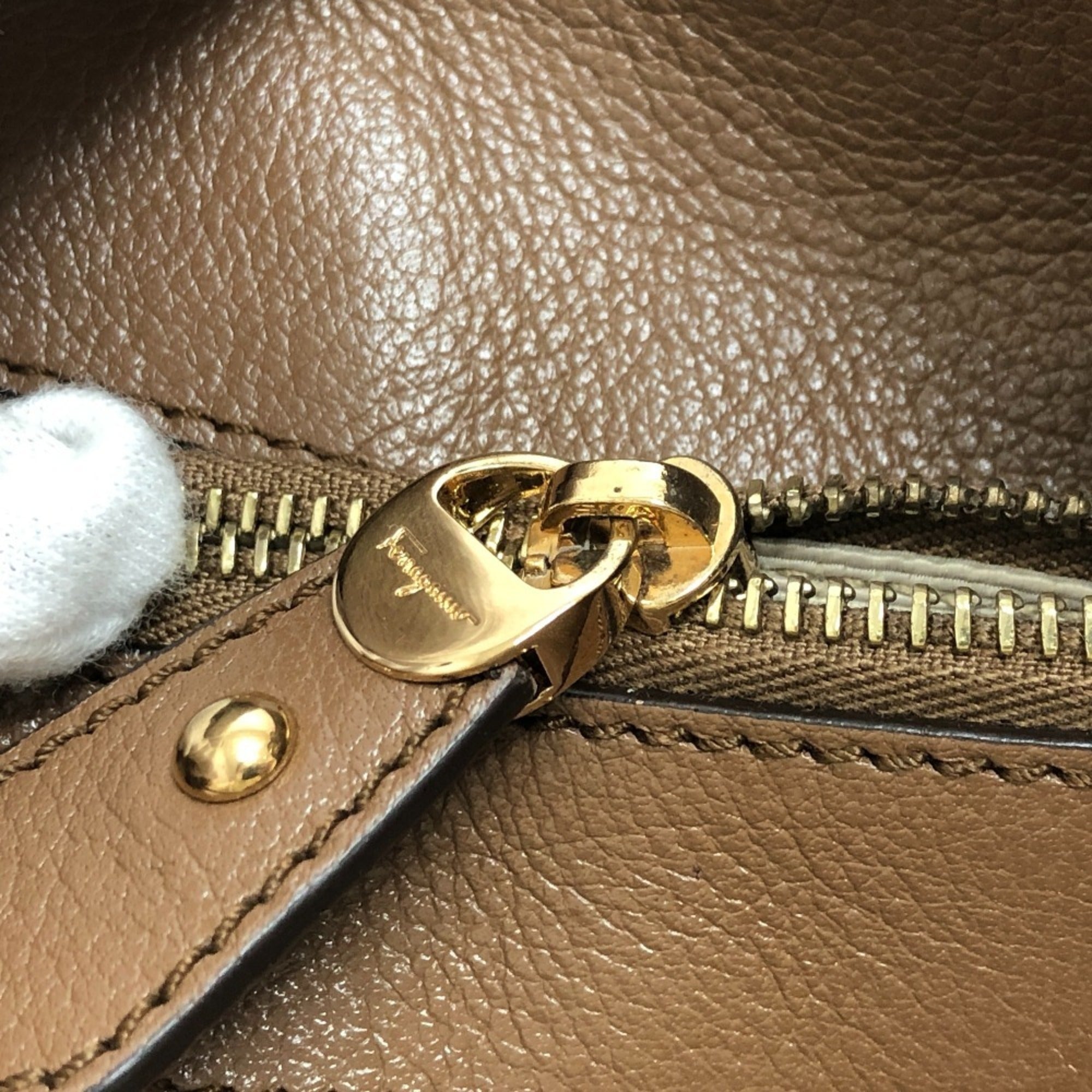 Salvatore Ferragamo Beige Canvas Tote Bag (Pre-Owned)