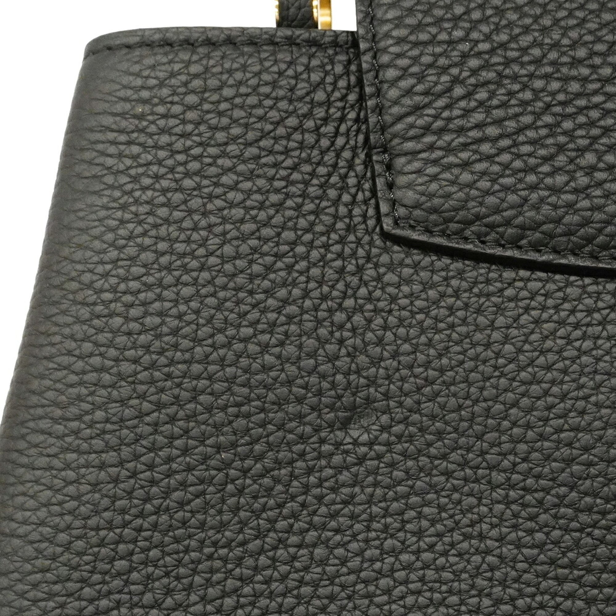 Louis Vuitton Black Handbag (Pre-Owned)