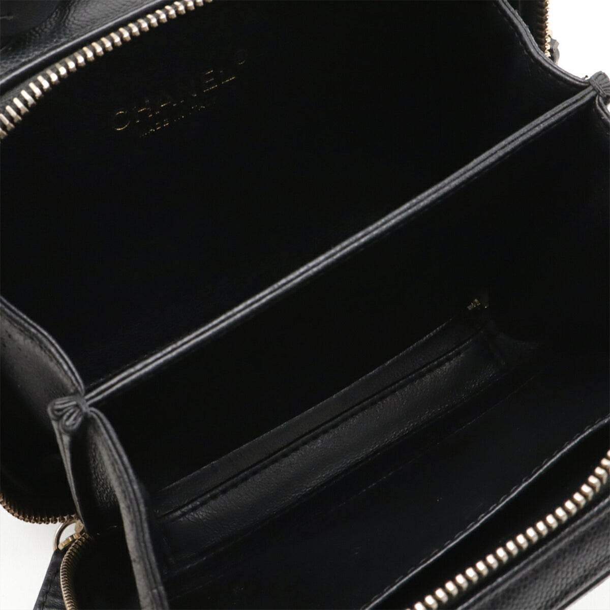 Chanel Black Grained Calfskin Handbag Shoulder Bag Vanity Bag (Pre-Owned)