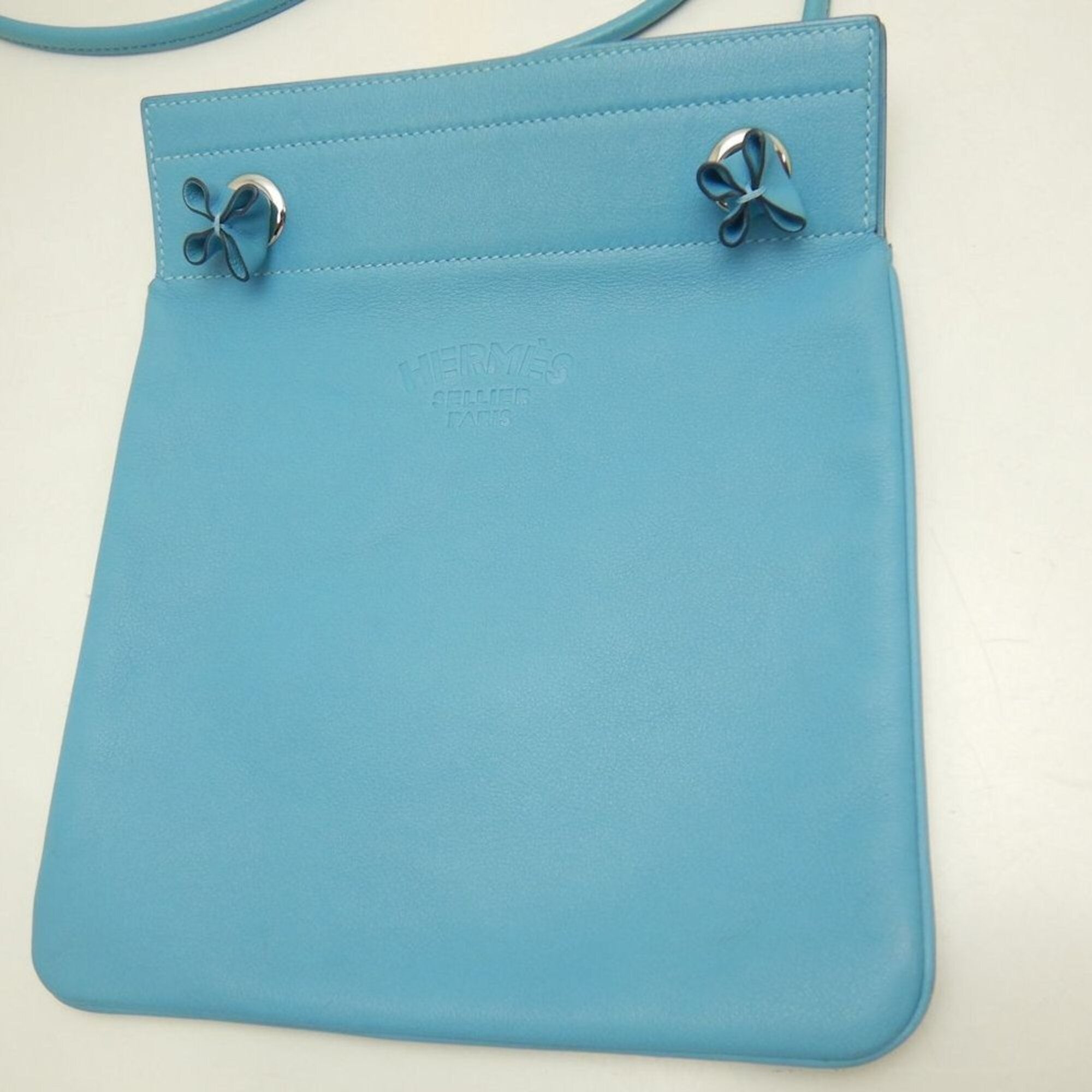 Hermes Silver Swift Leather Shoulder Bag (Pre-Owned)