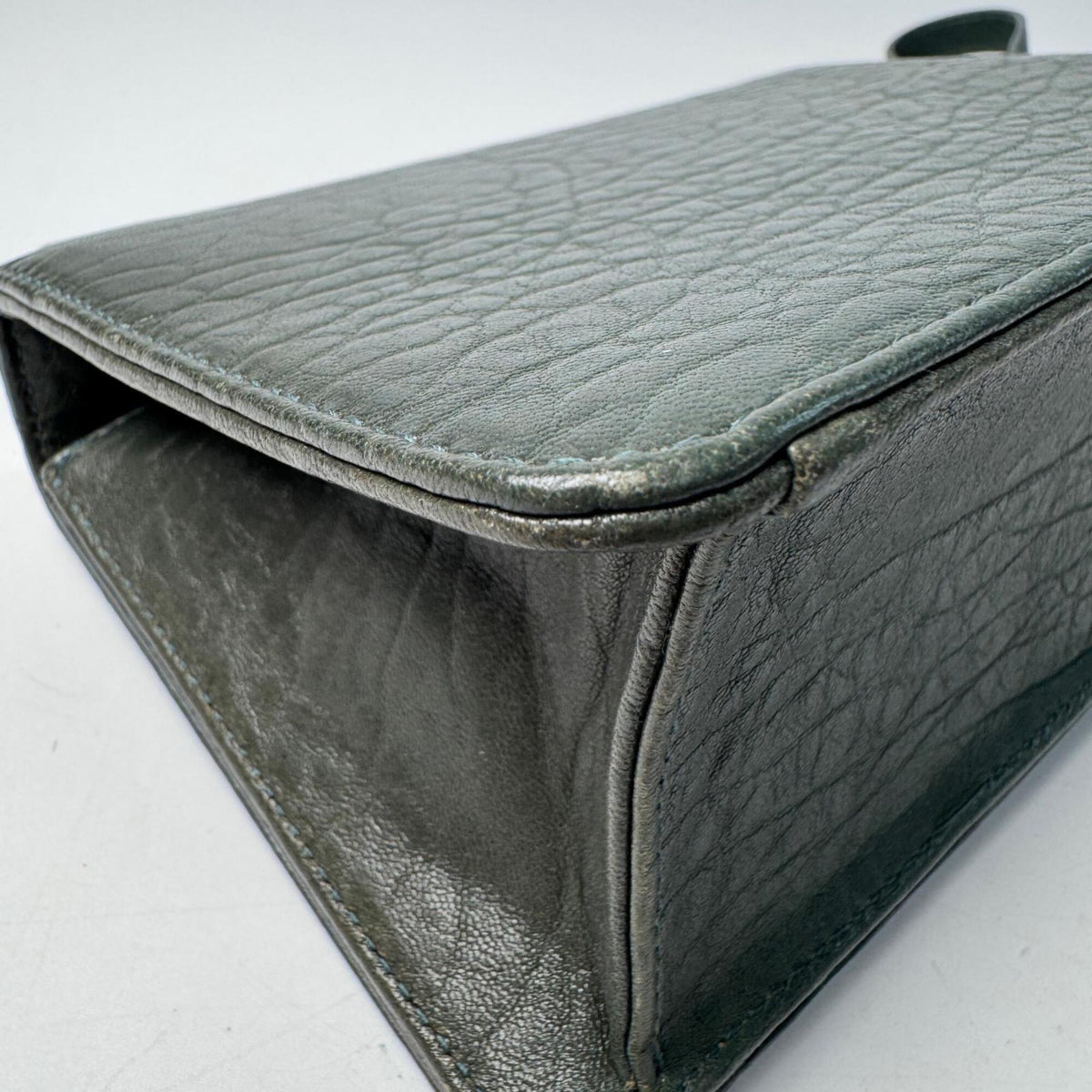 Christian Dior Dark Green Leather Shoulder Bag (Pre-Owned)