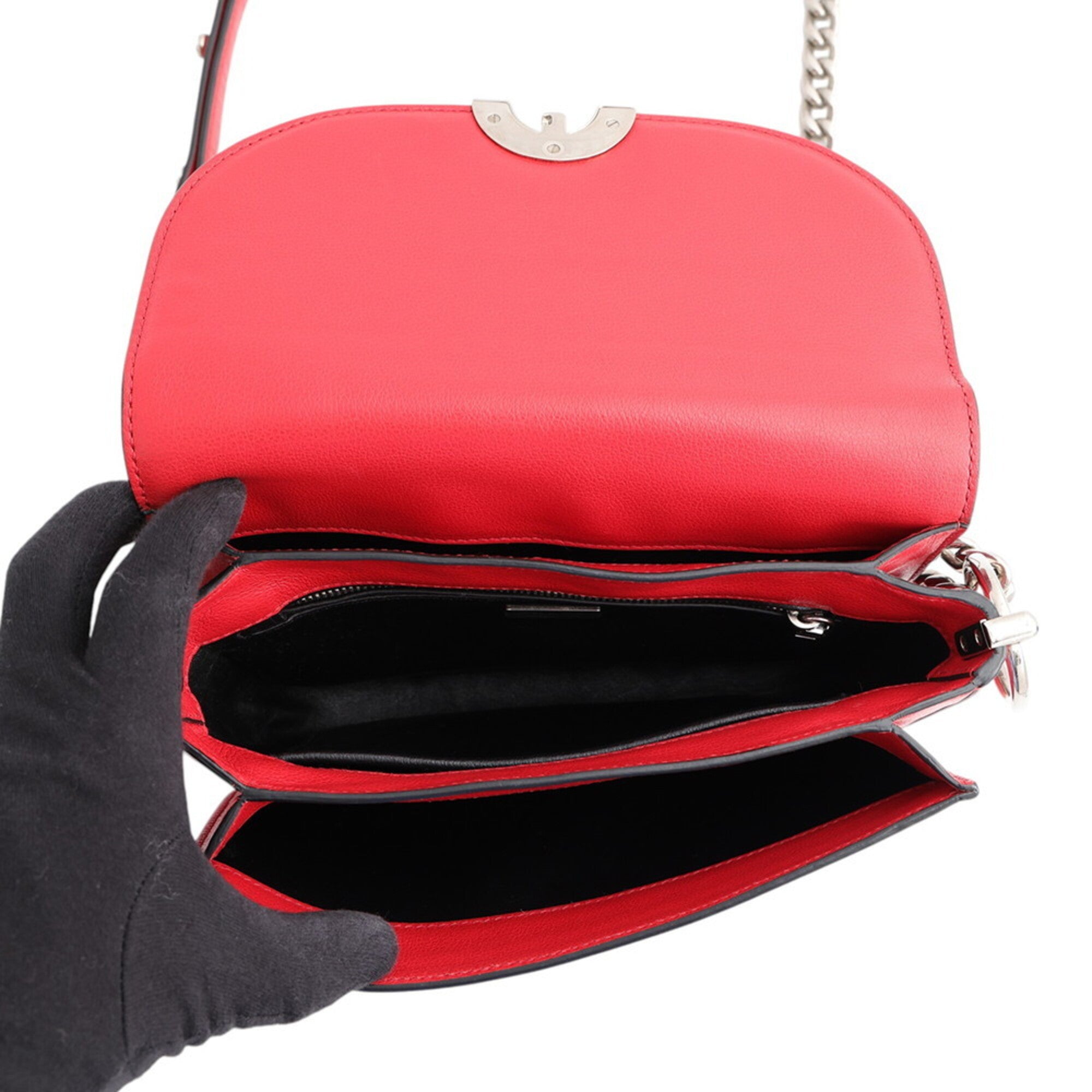 Prada Red Color Leather Shoulder Bag (Pre-Owned)