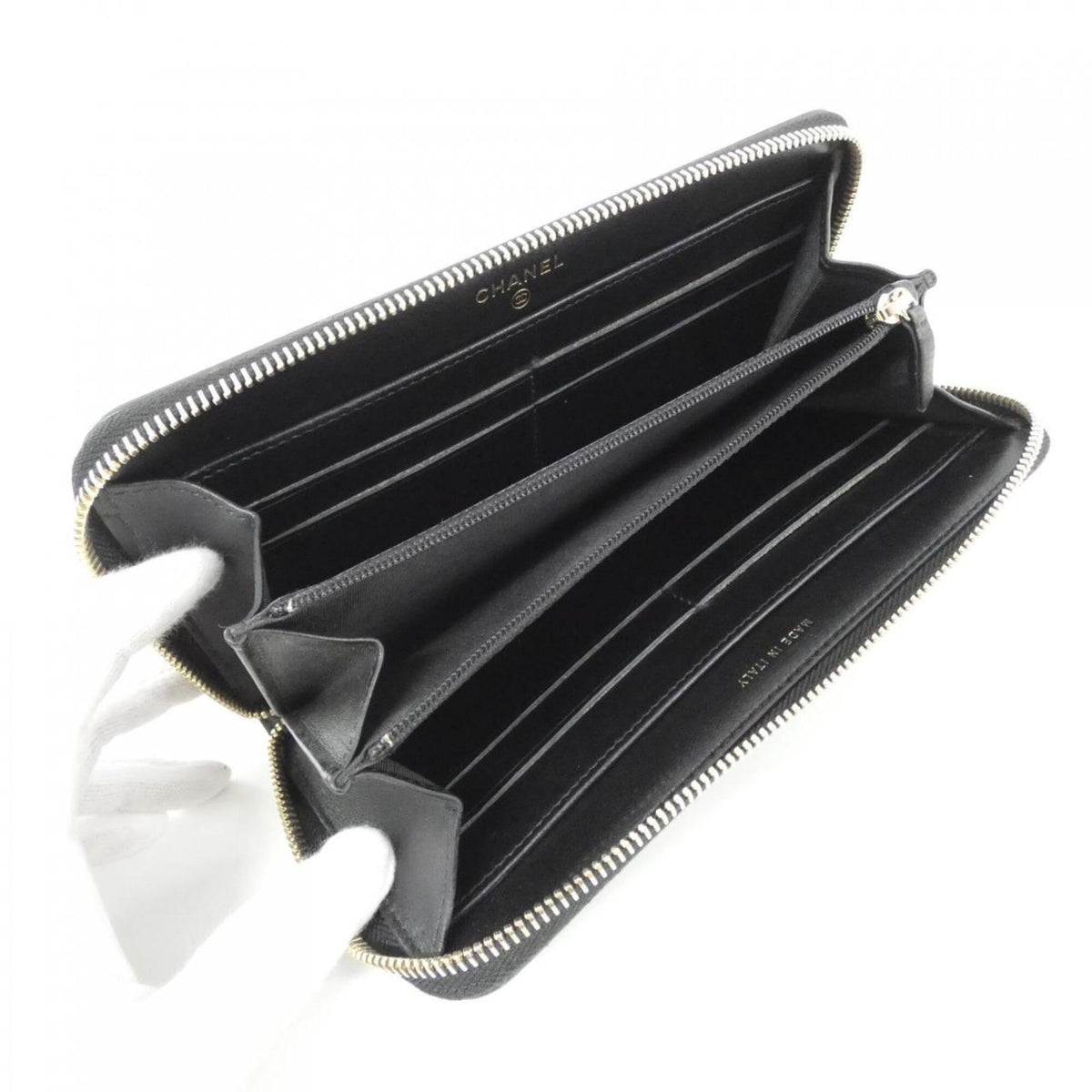 Chanel Black Grained Calfskin Long Wallet (Bi-Fold) (Pre-Owned)
