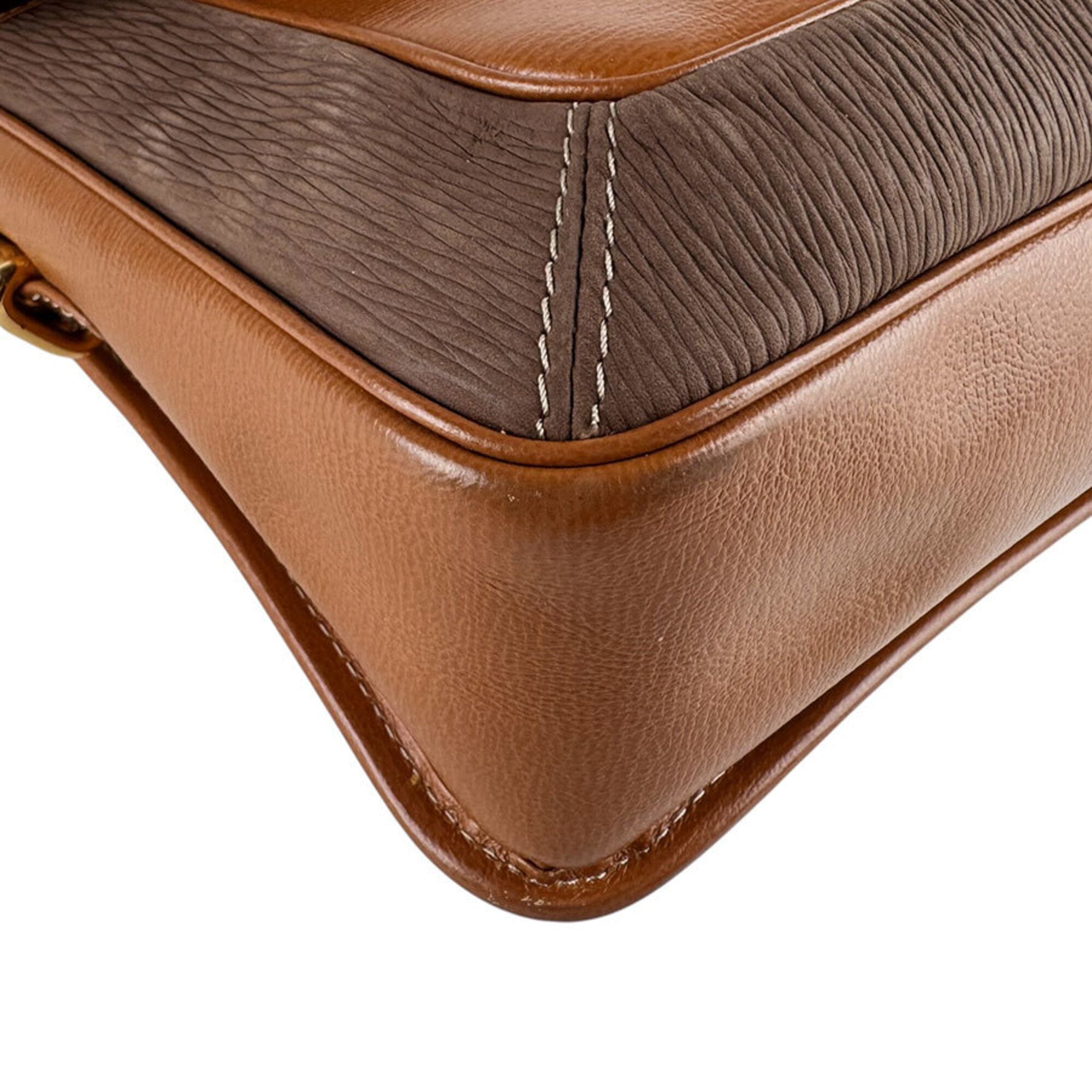 Loewe Brown Leather Shoulder Bag (Pre-Owned)