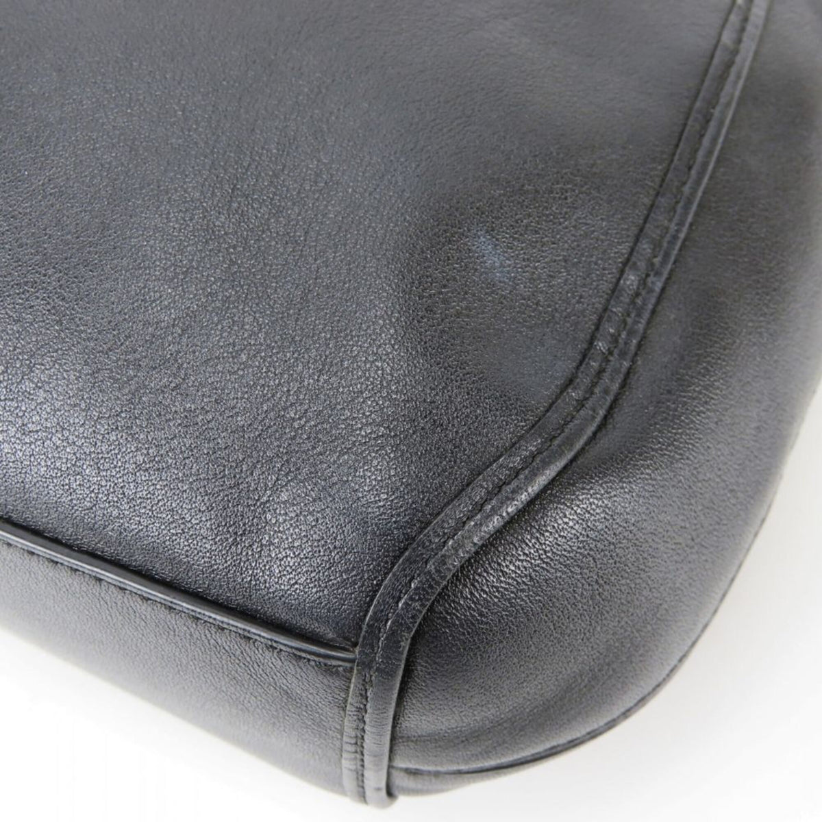 Coach Black Leather Shoulder Bag (Pre-Owned)