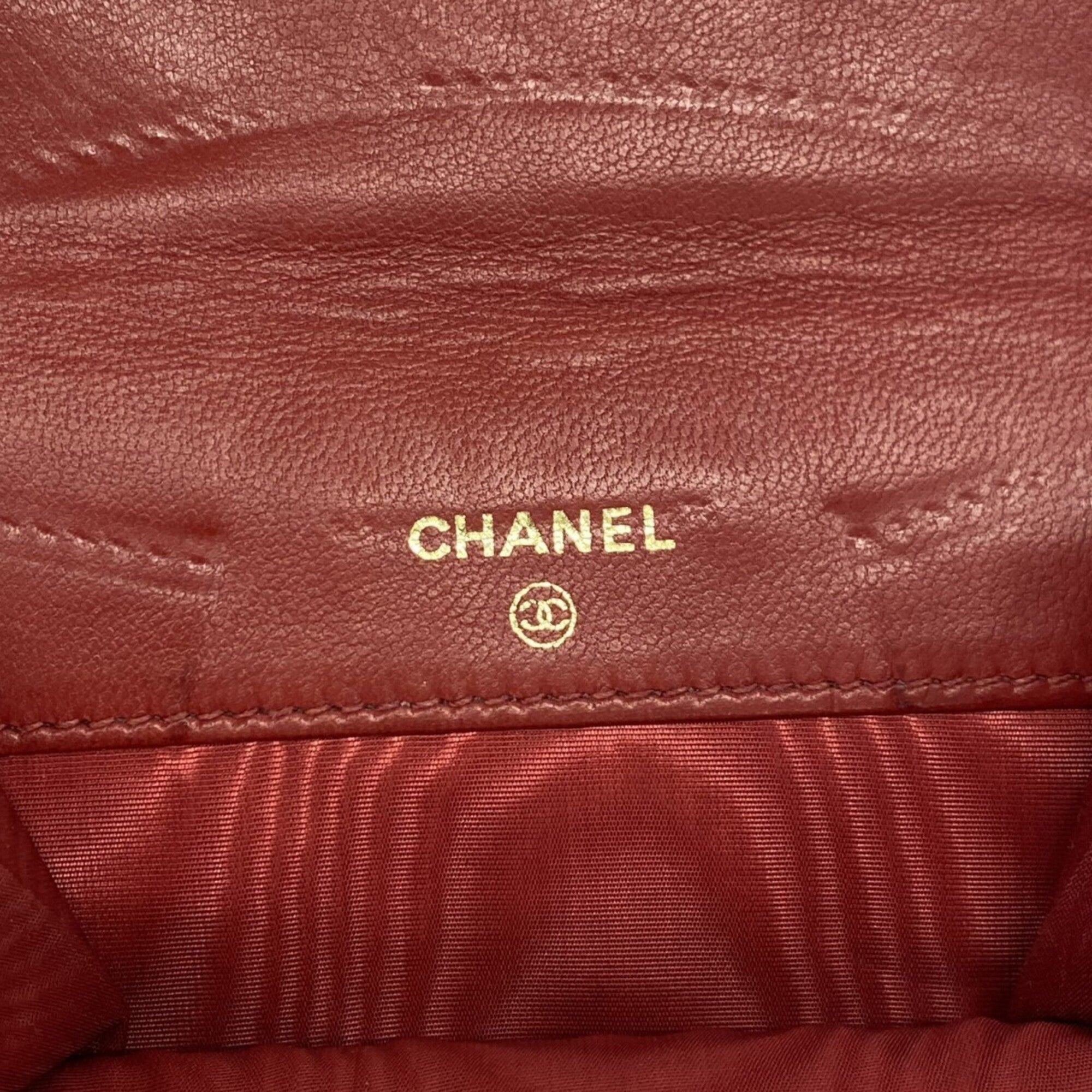 Chanel Red Color Grained Calfskin Wallet (Bi-Fold) (Pre-Owned)