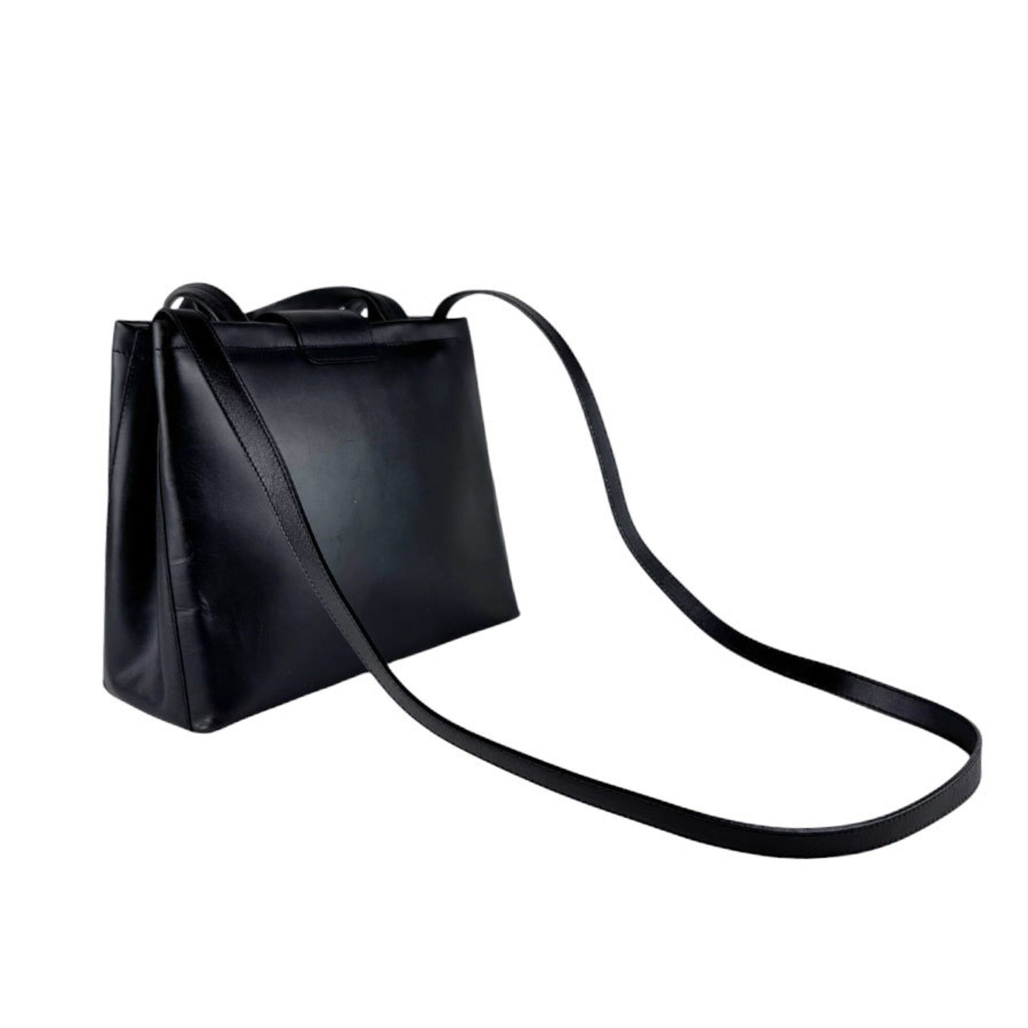 Salvatore Ferragamo Black Leather Handbag Shoulder Bag (Pre-Owned)