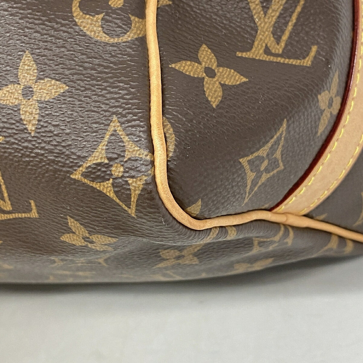 Louis Vuitton Brown Handbag (Pre-Owned)