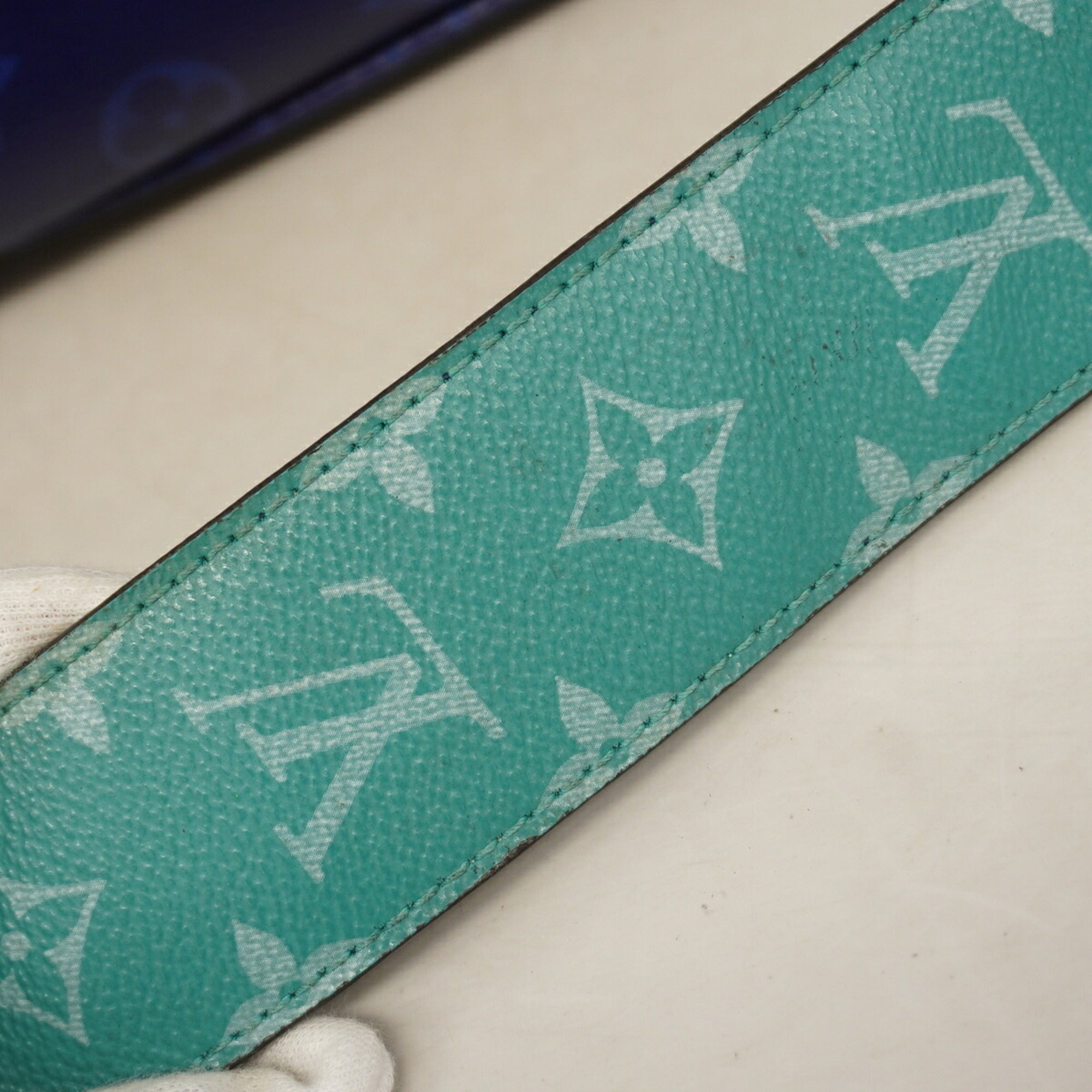 Louis Vuitton Blue Sling Bag (Pre-Owned)