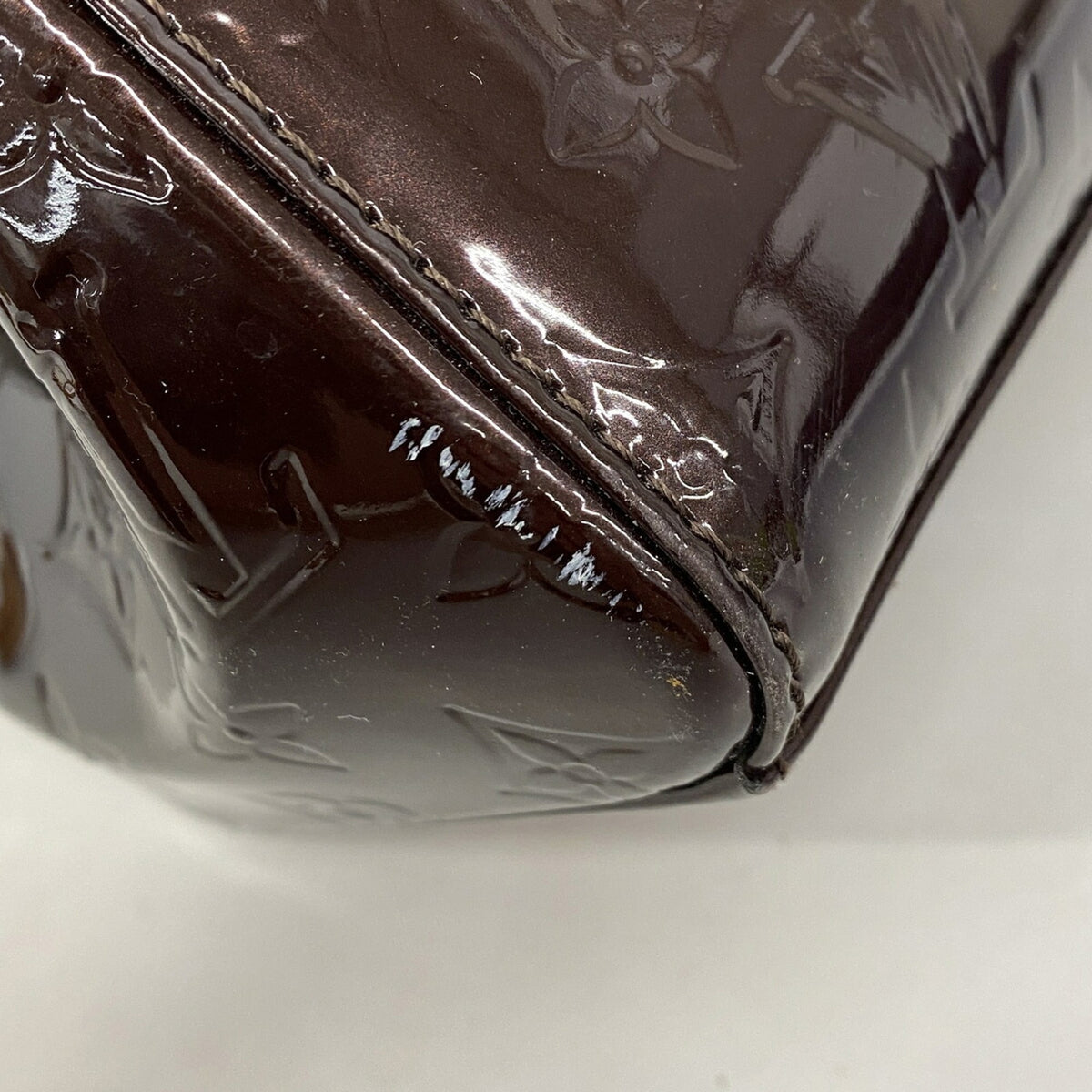 Louis Vuitton Amarante Handbag (Pre-Owned)