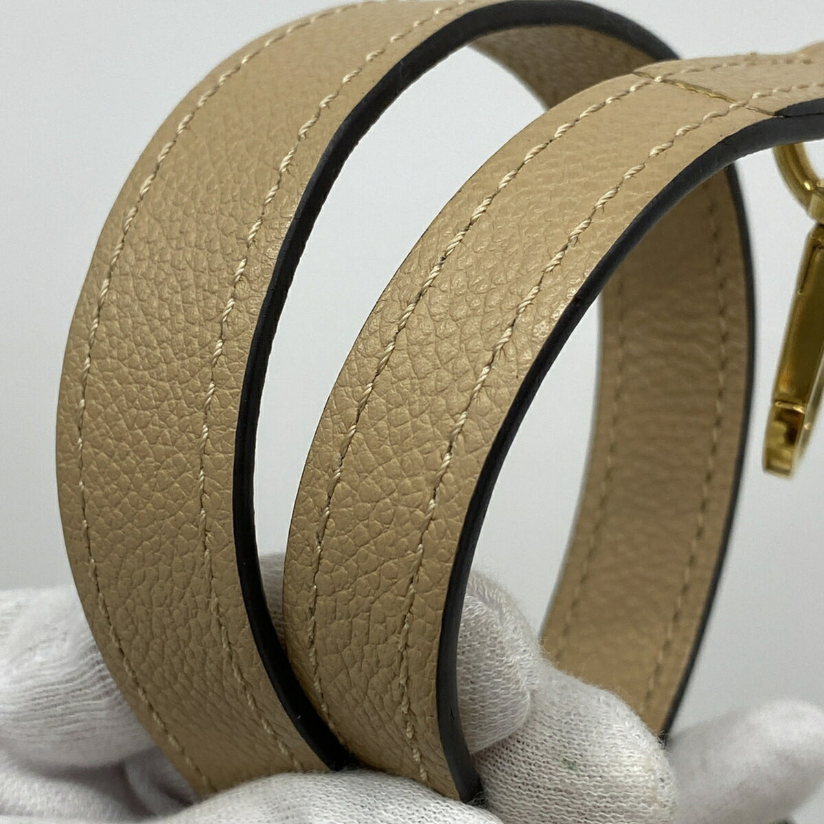 Louis Vuitton Dune Handbag (Pre-Owned)