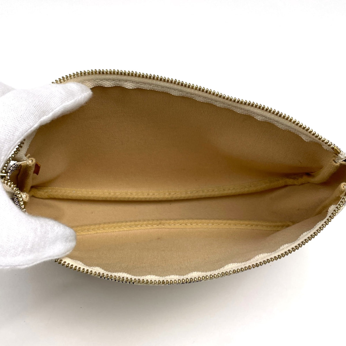 Louis Vuitton White Damier Azur Pochette Pouch (Pre-Owned)