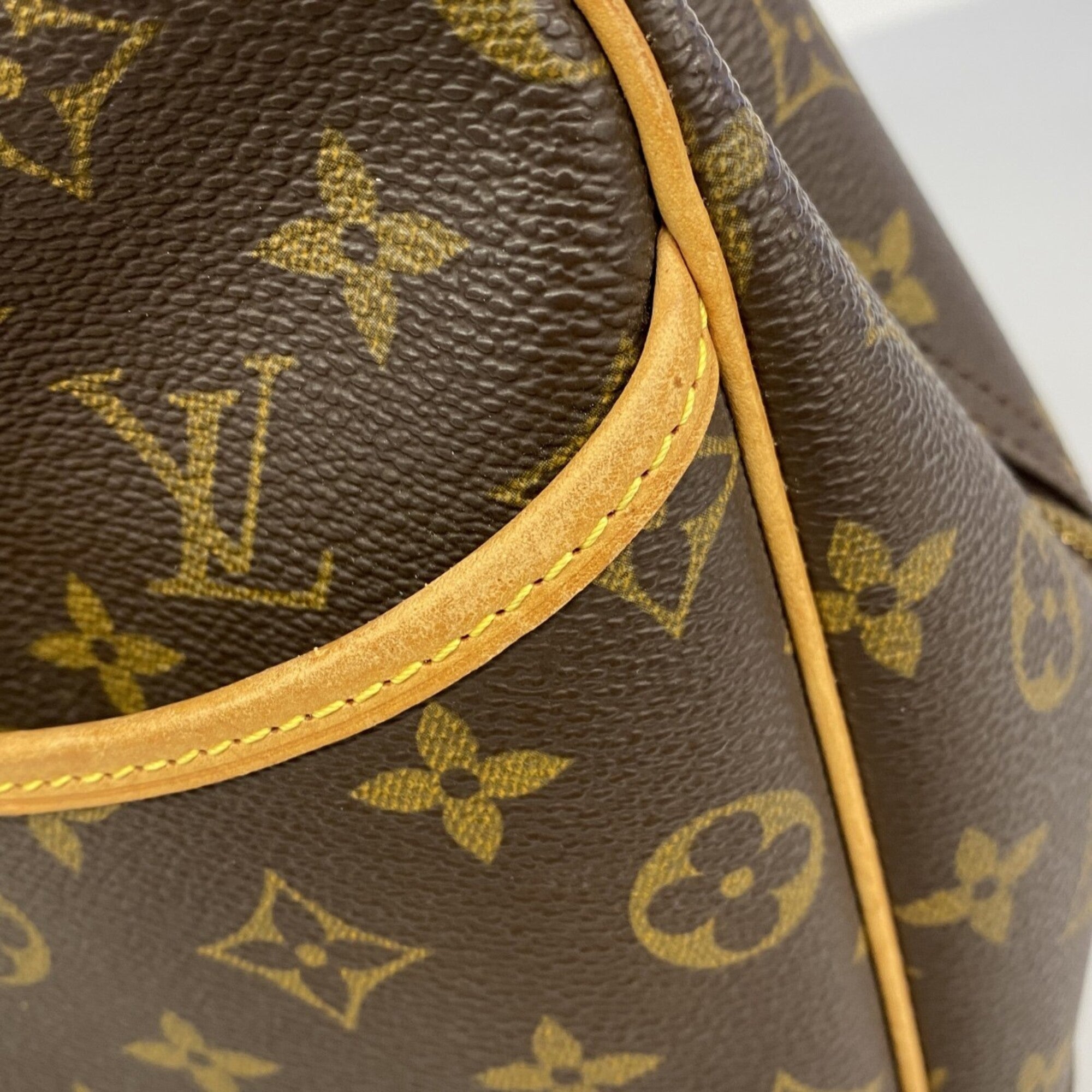Louis Vuitton Brown Handbag (Pre-Owned)