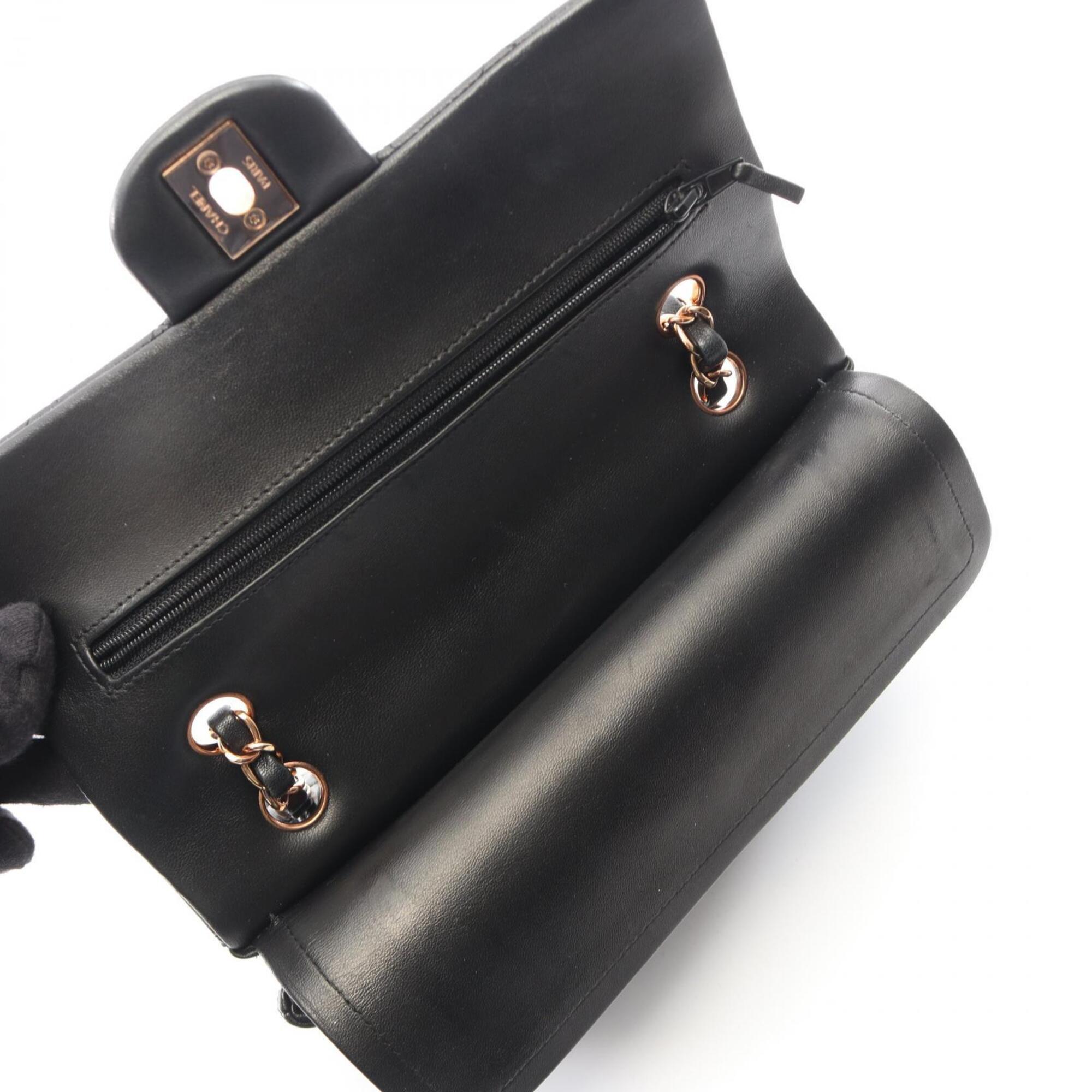 Chanel Black Handbag Shoulder Bag (Pre-Owned)