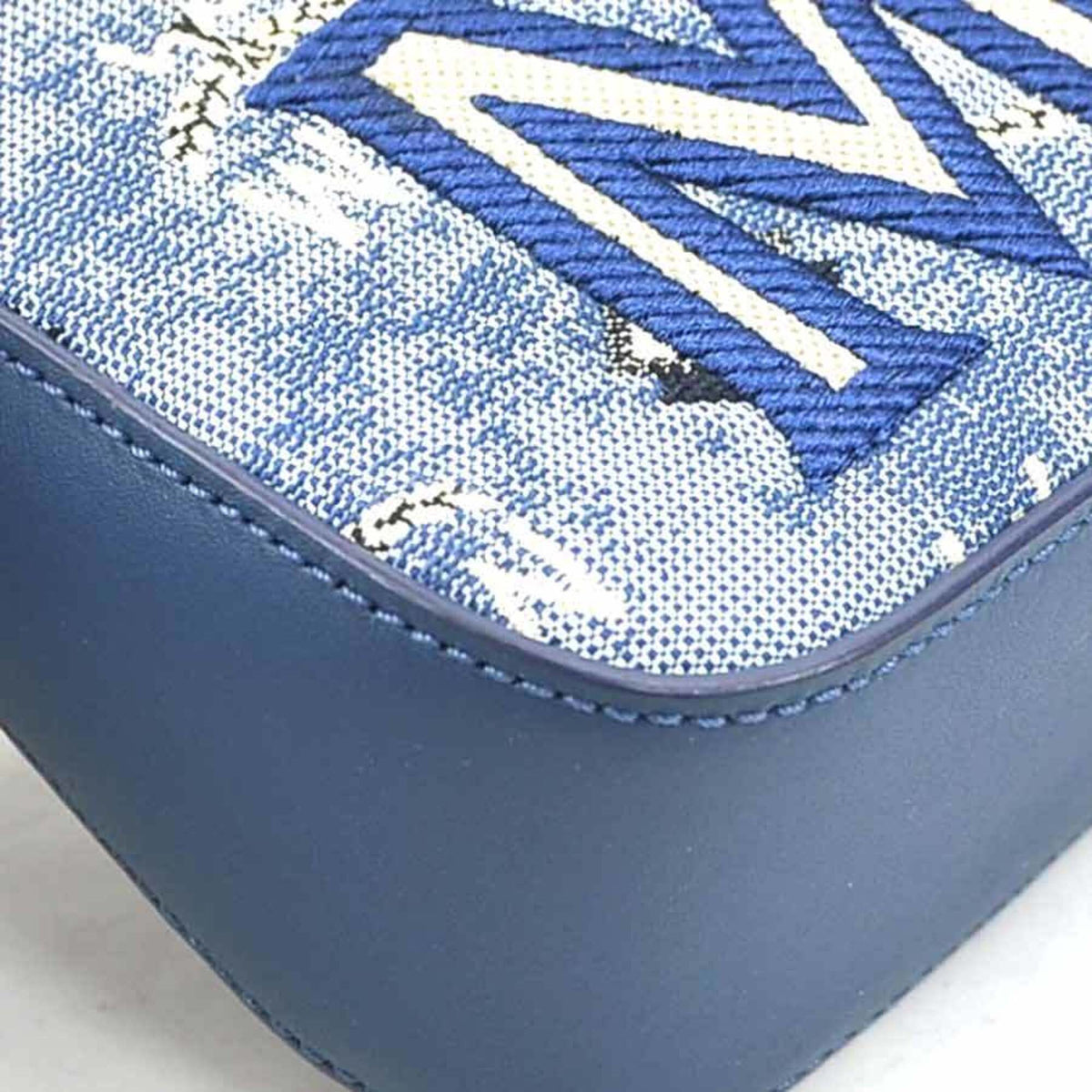 Mcm Blue Canvas Leather Shoulder Bag (Pre-Owned)