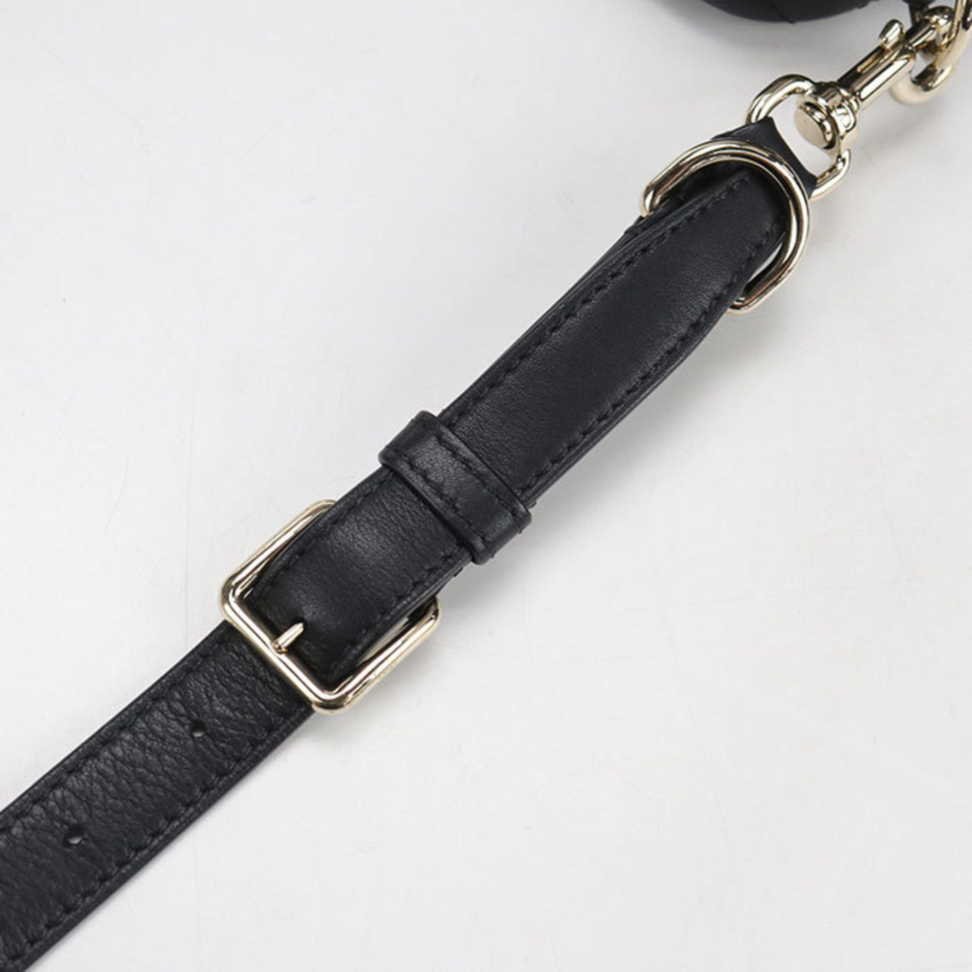 Valentino Garavani Black Leather Shoulder Bag (Pre-Owned)