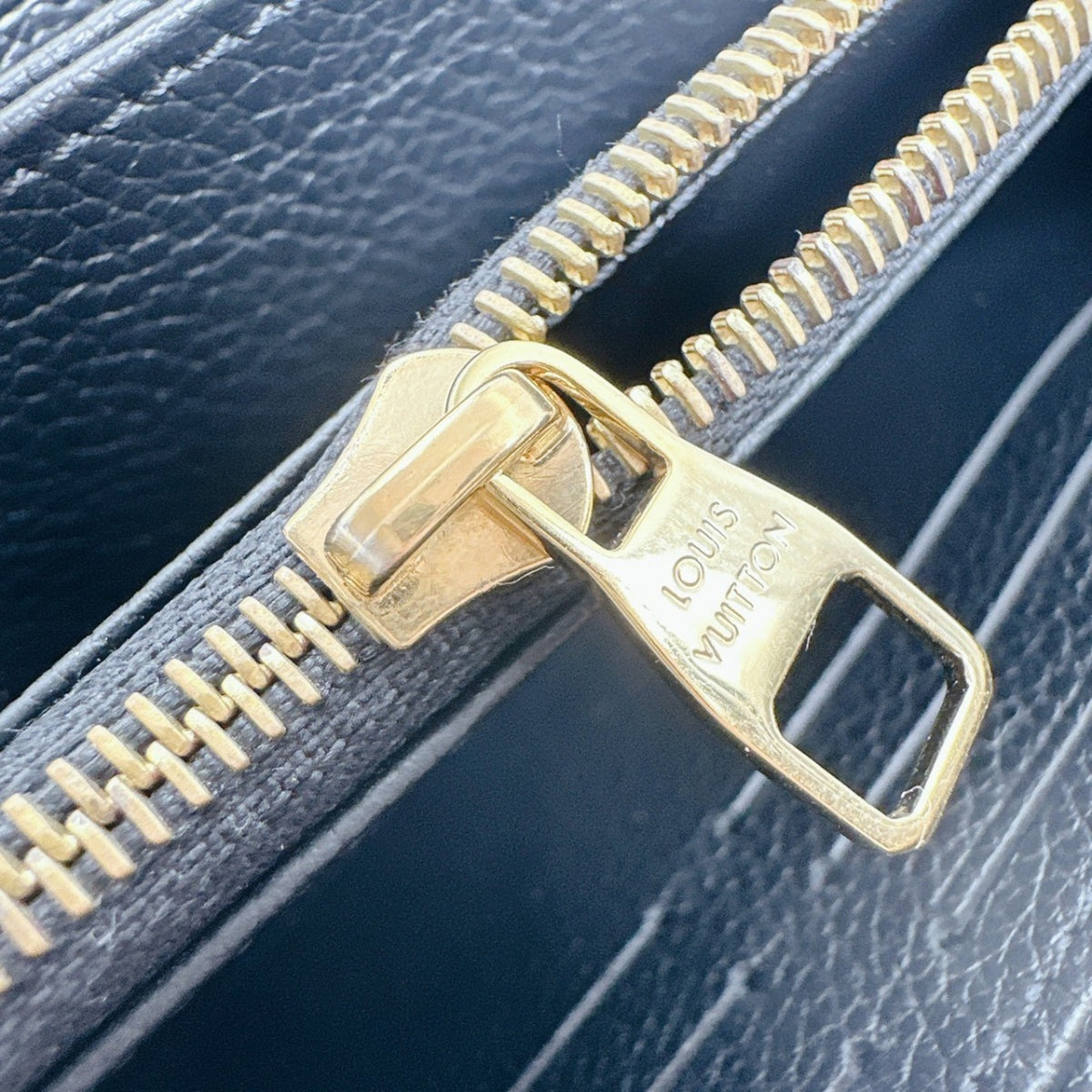 Louis Vuitton Beige Black Monogram Empreinte Long Wallet (Bi-Fold) (Pre-Owned)