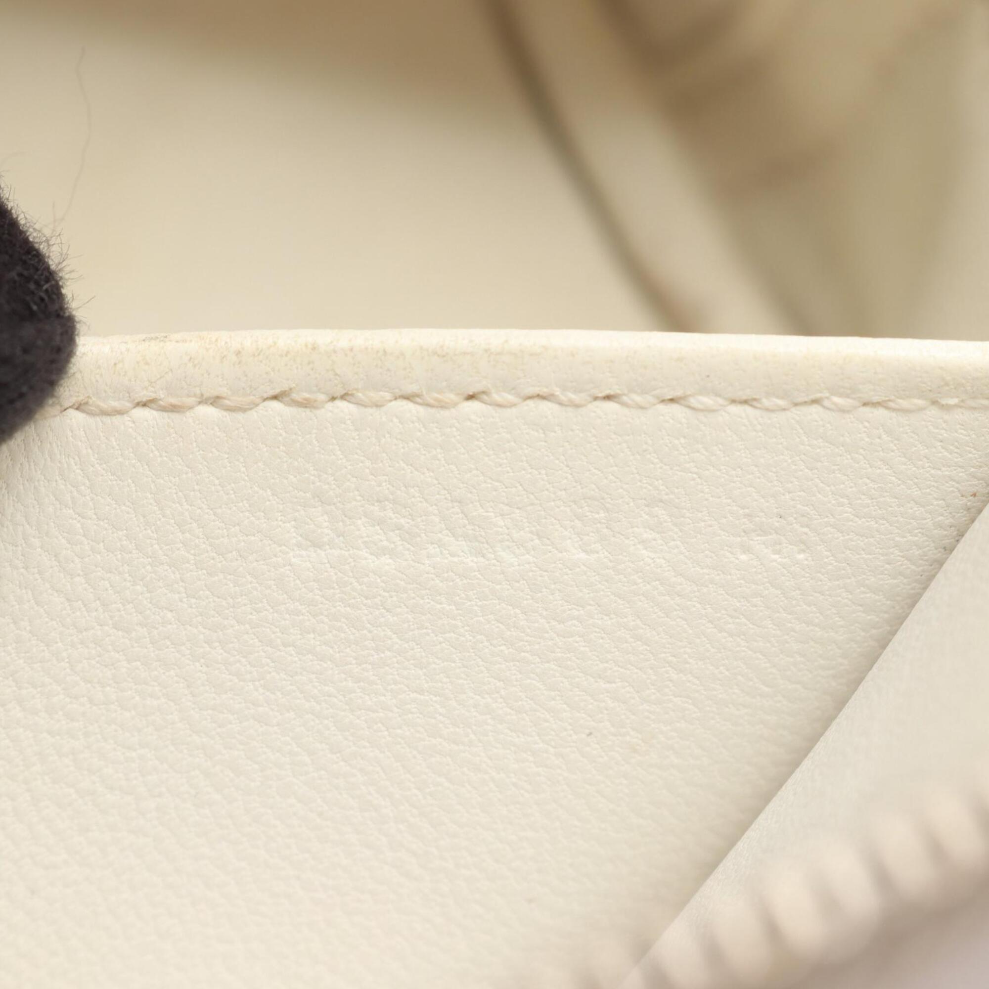 Hermes White Chevre Leather Handbag (Pre-Owned)