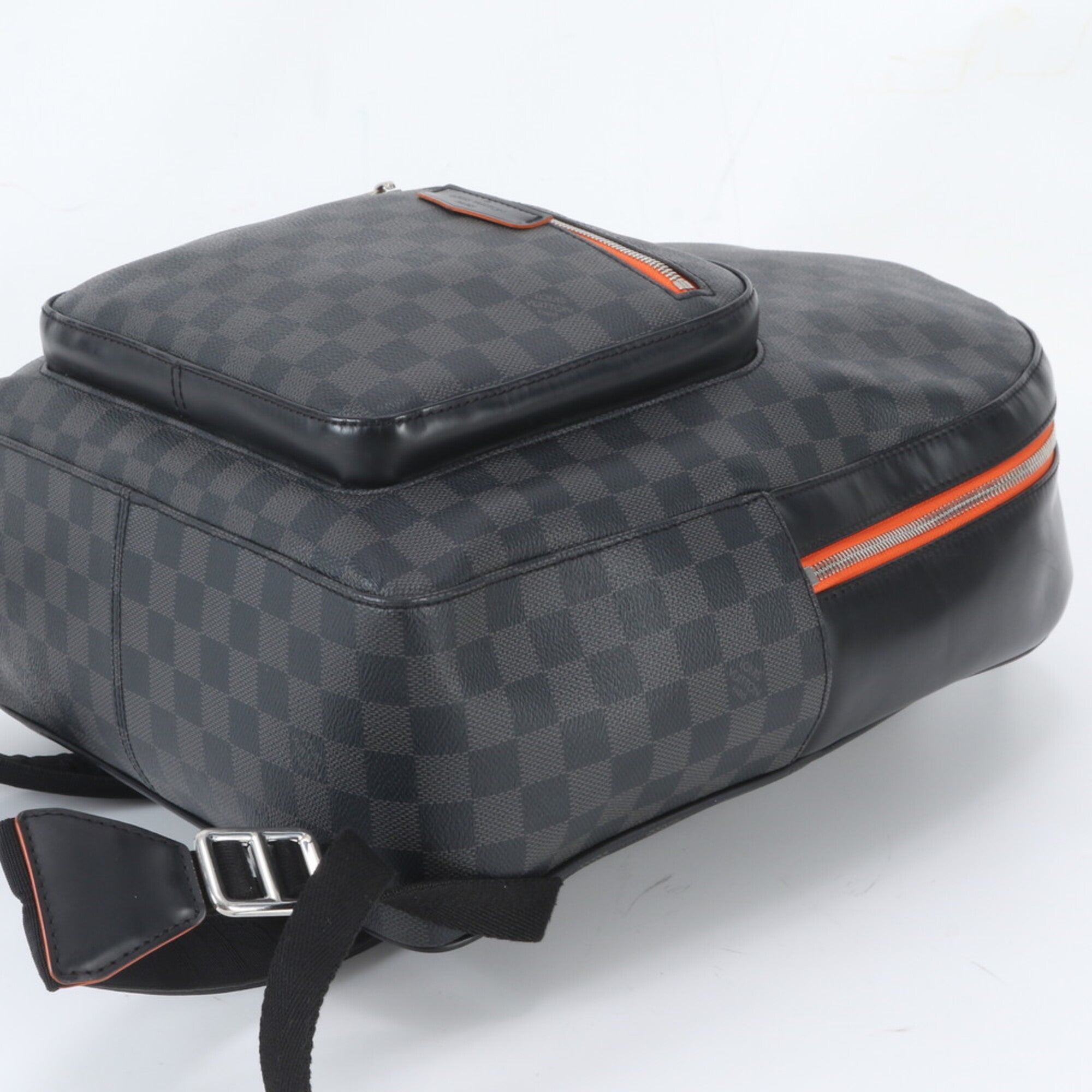 Louis Vuitton Damier Graphite Leather Coated Canvas Backpack Handbag (Pre-Owned)