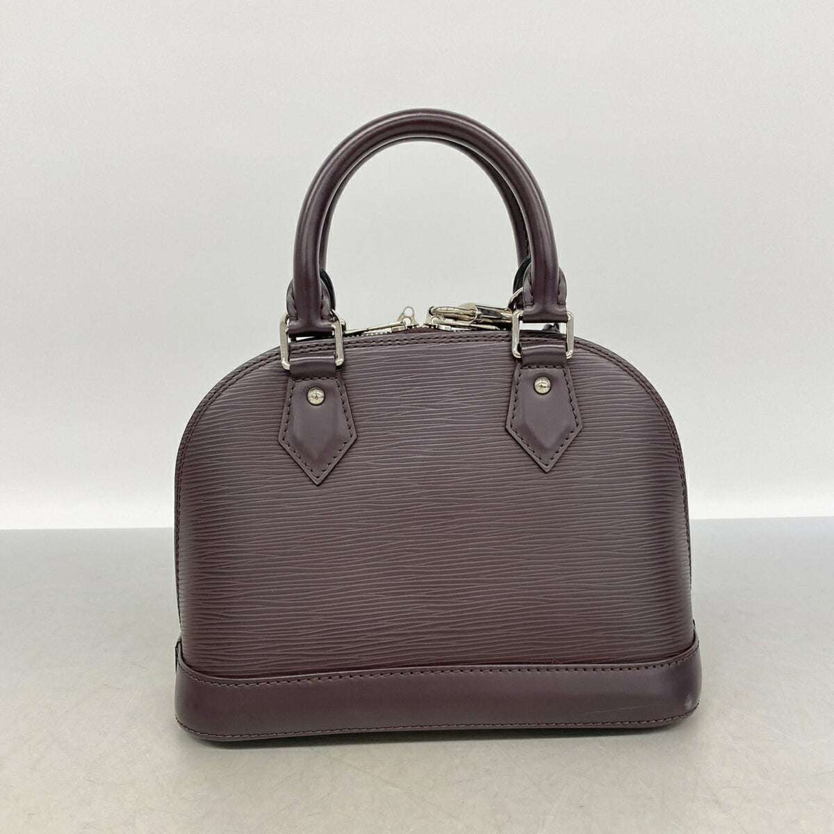Louis Vuitton Quetsche Handbag (Pre-Owned)