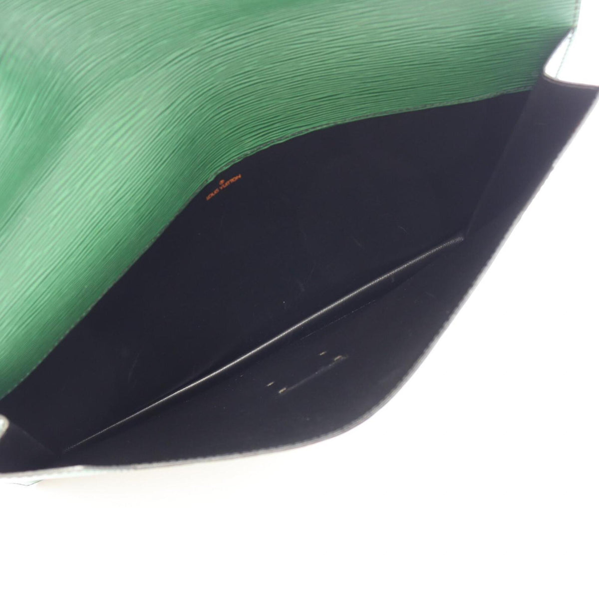Louis Vuitton Borneo Green Green Epi Leather Clutch Bag (Pre-Owned)