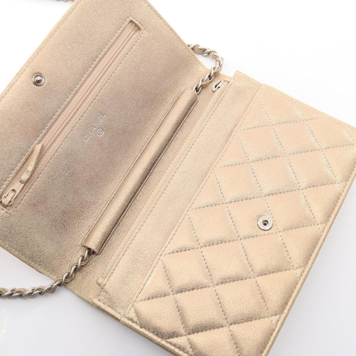 Chanel Gold Leather Handbag Shoulder Bag (Pre-Owned)