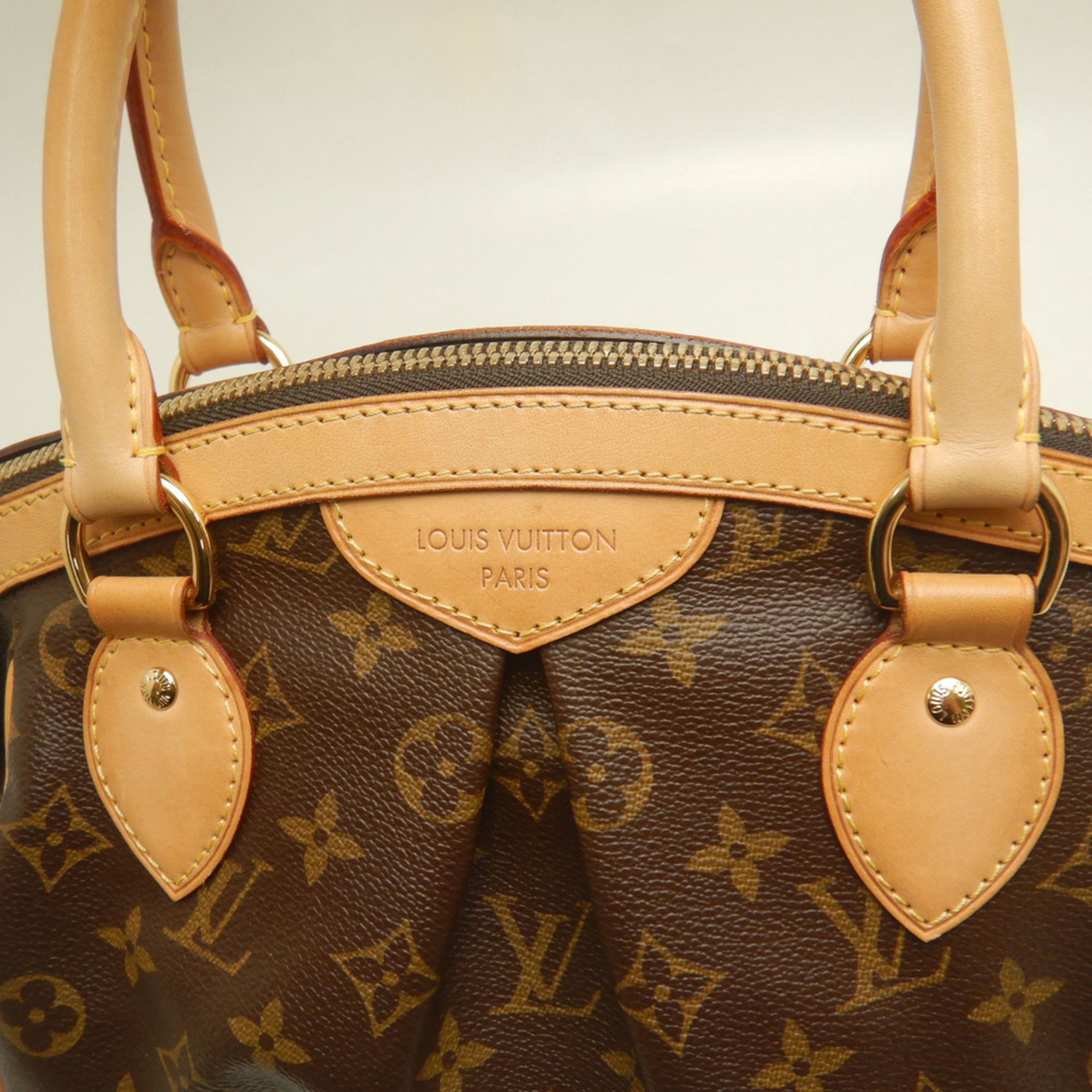 Louis Vuitton Brown Monogram Canvas Handbag (Pre-Owned)