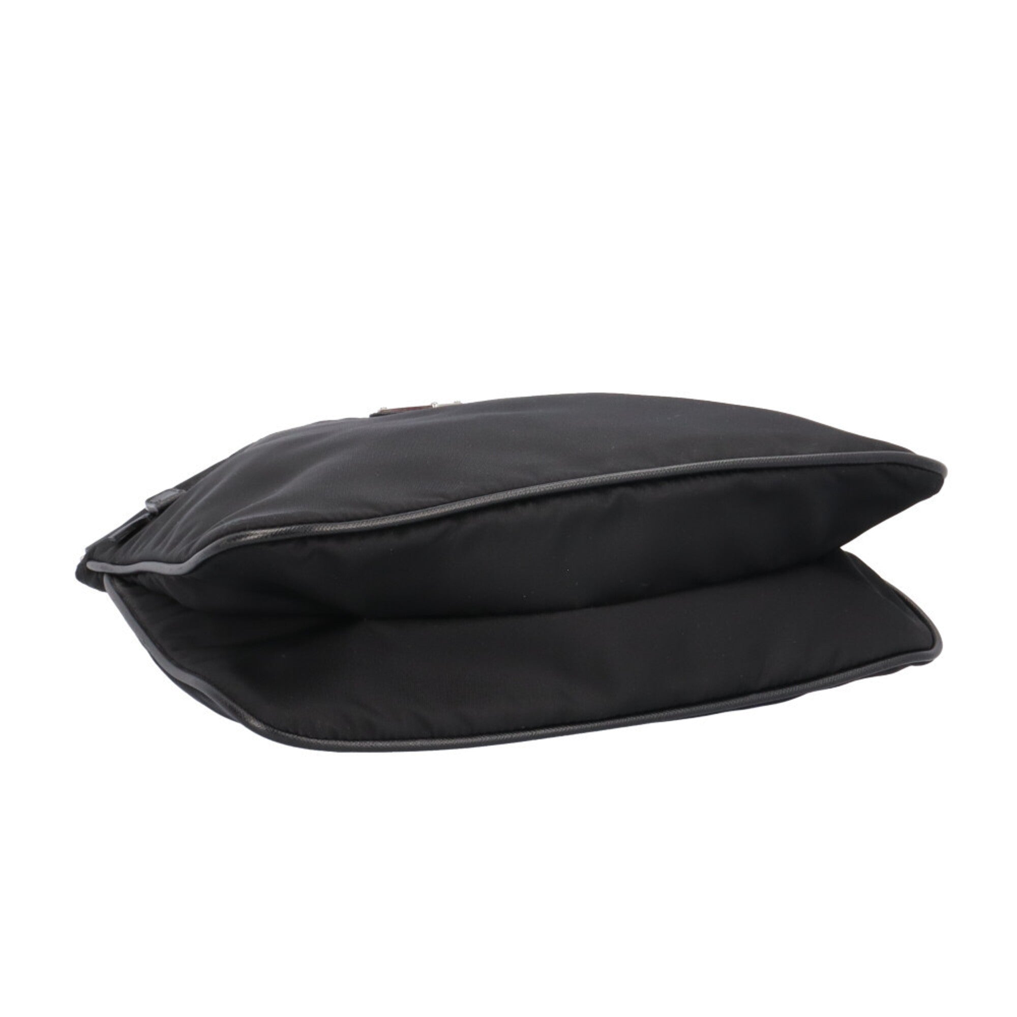 Prada Black Nylon Shoulder Bag (Pre-Owned)