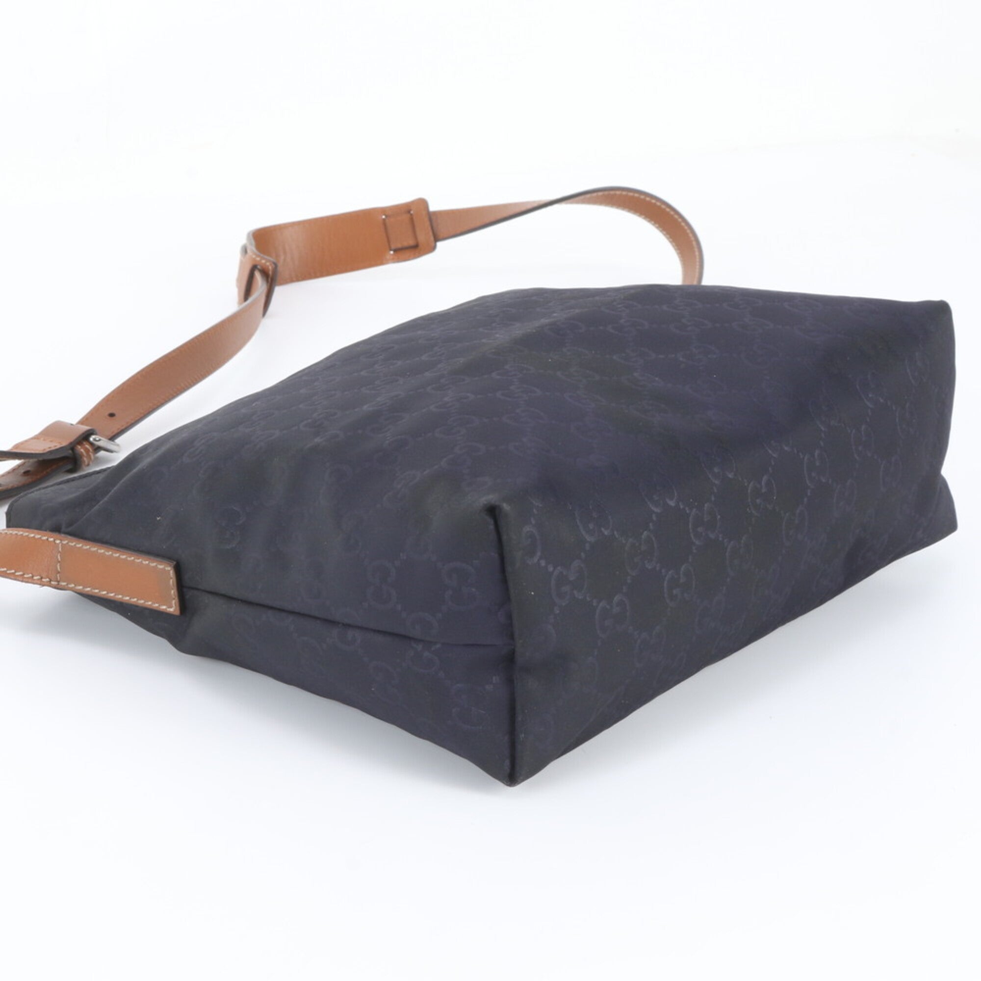Gucci Brown Navy Leather Nylon Messenger Bag Shoulder Bag (Pre-Owned)