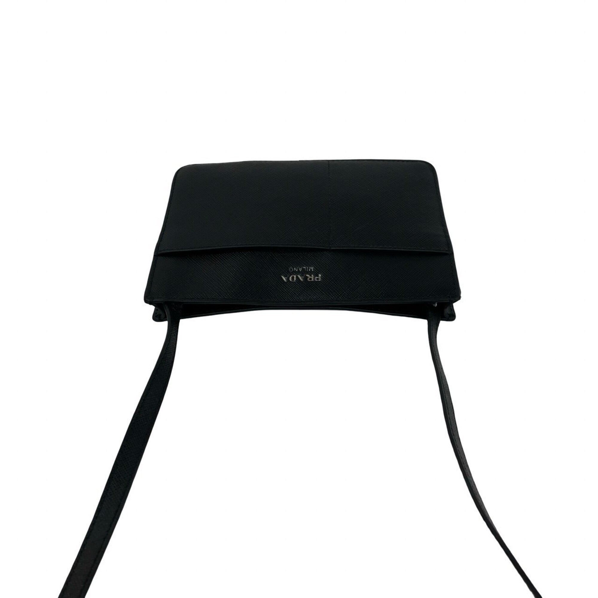 Prada Black Leather Pochette Shoulder Bag (Pre-Owned)