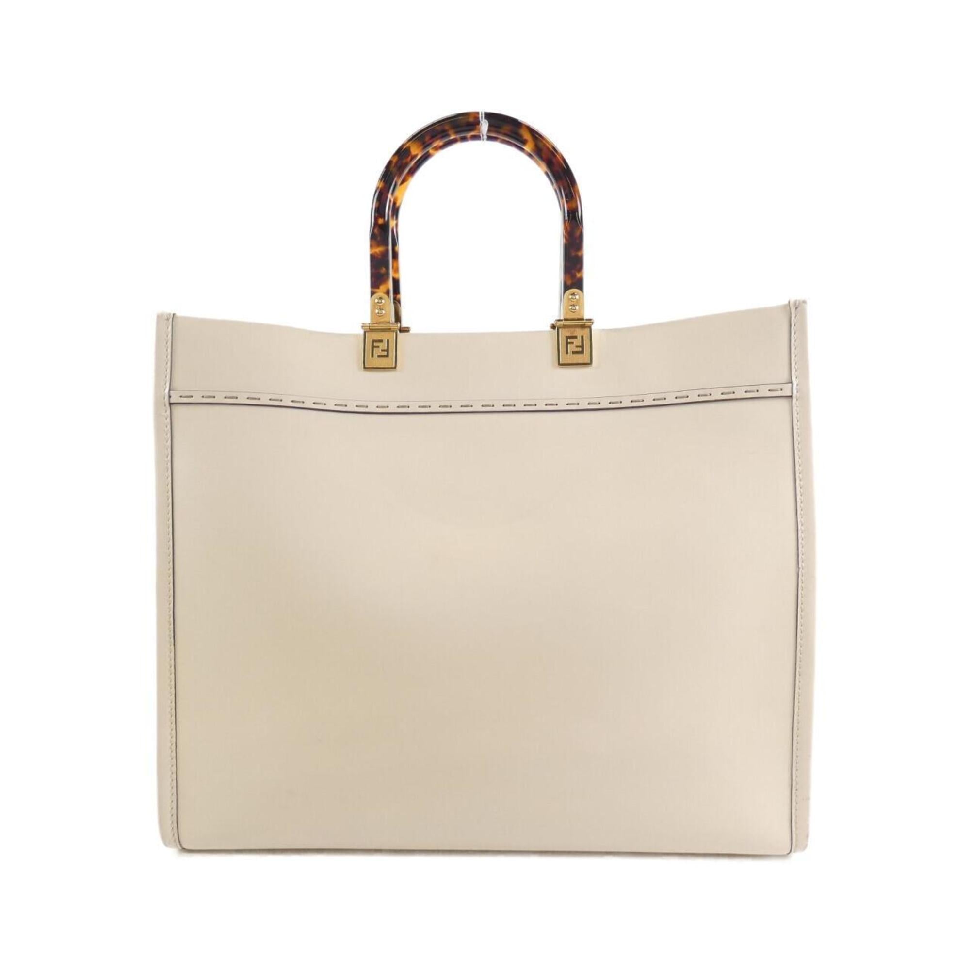 Fendi Beige Leather Handbag (Pre-Owned)